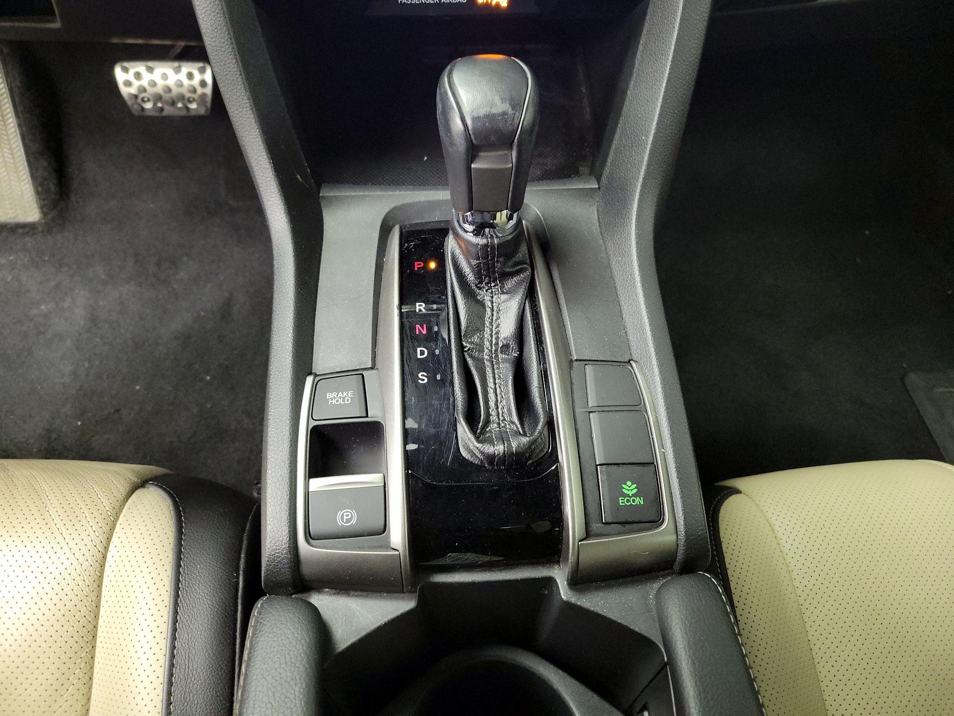 Thumbnail: 2018 Honda Civic - 18