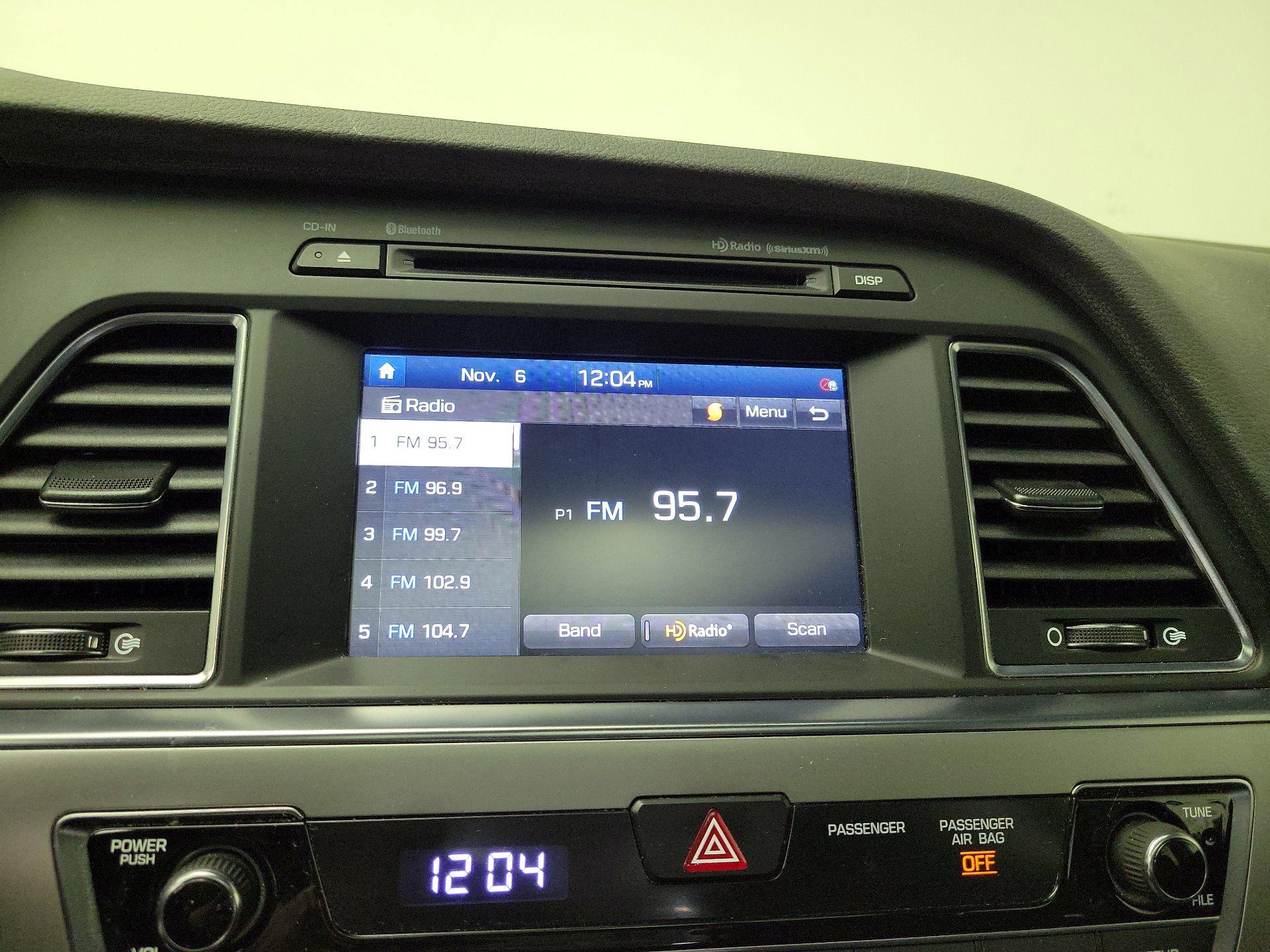 Thumbnail: 2017 Hyundai Sonata - 15