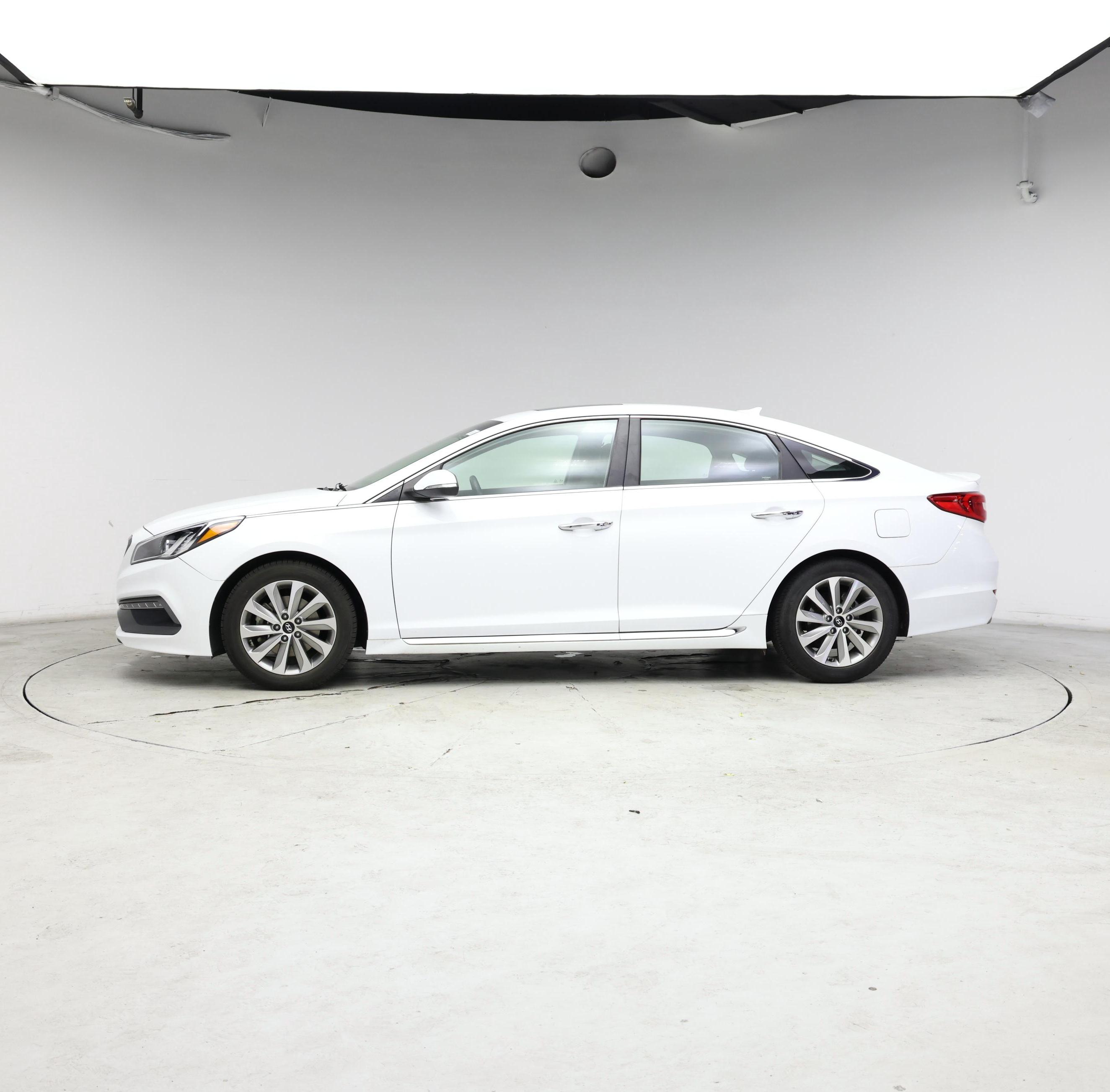 Thumbnail: 2017 Hyundai Sonata - 3