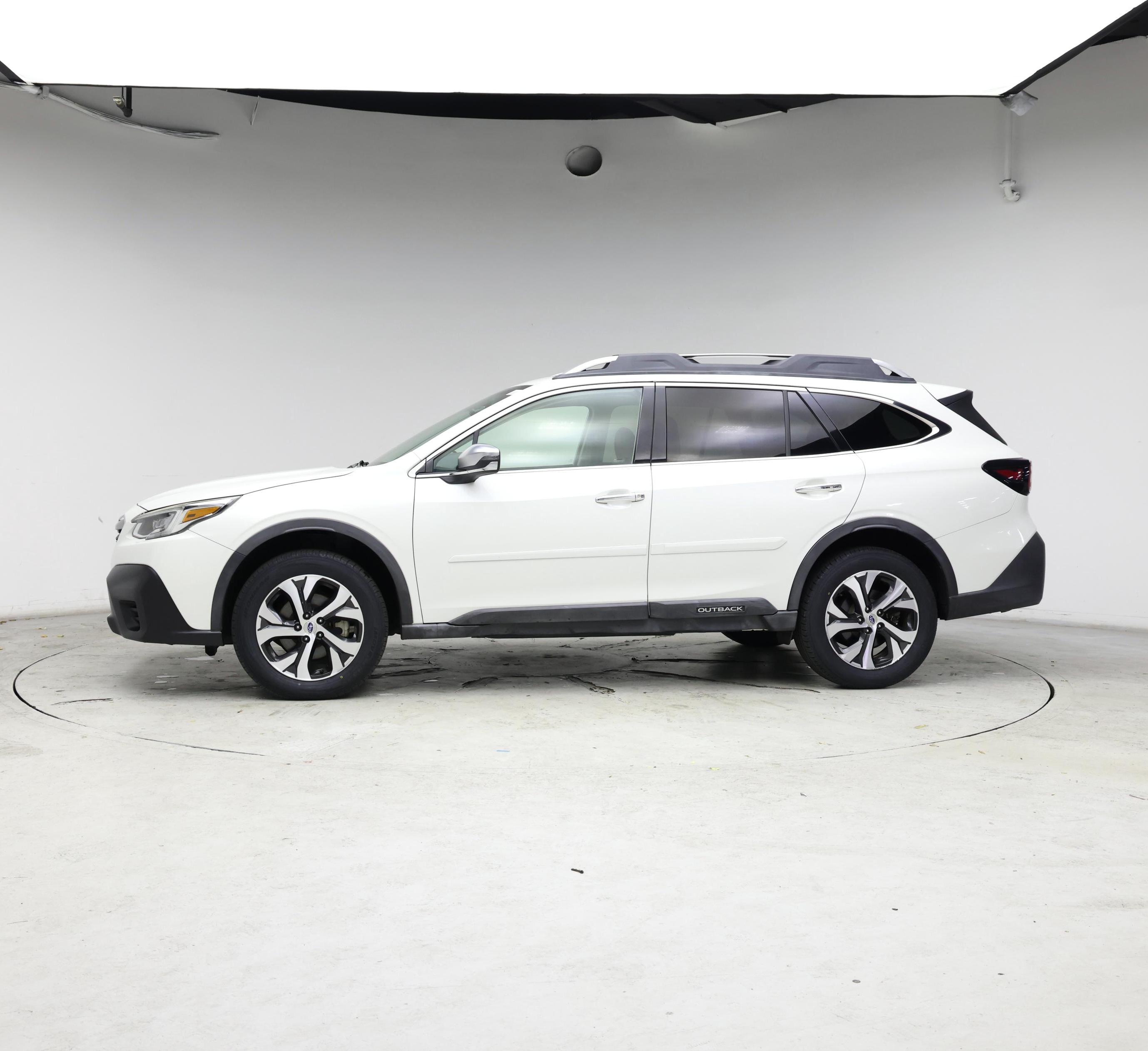 Thumbnail: 2020 Subaru Outback - 3