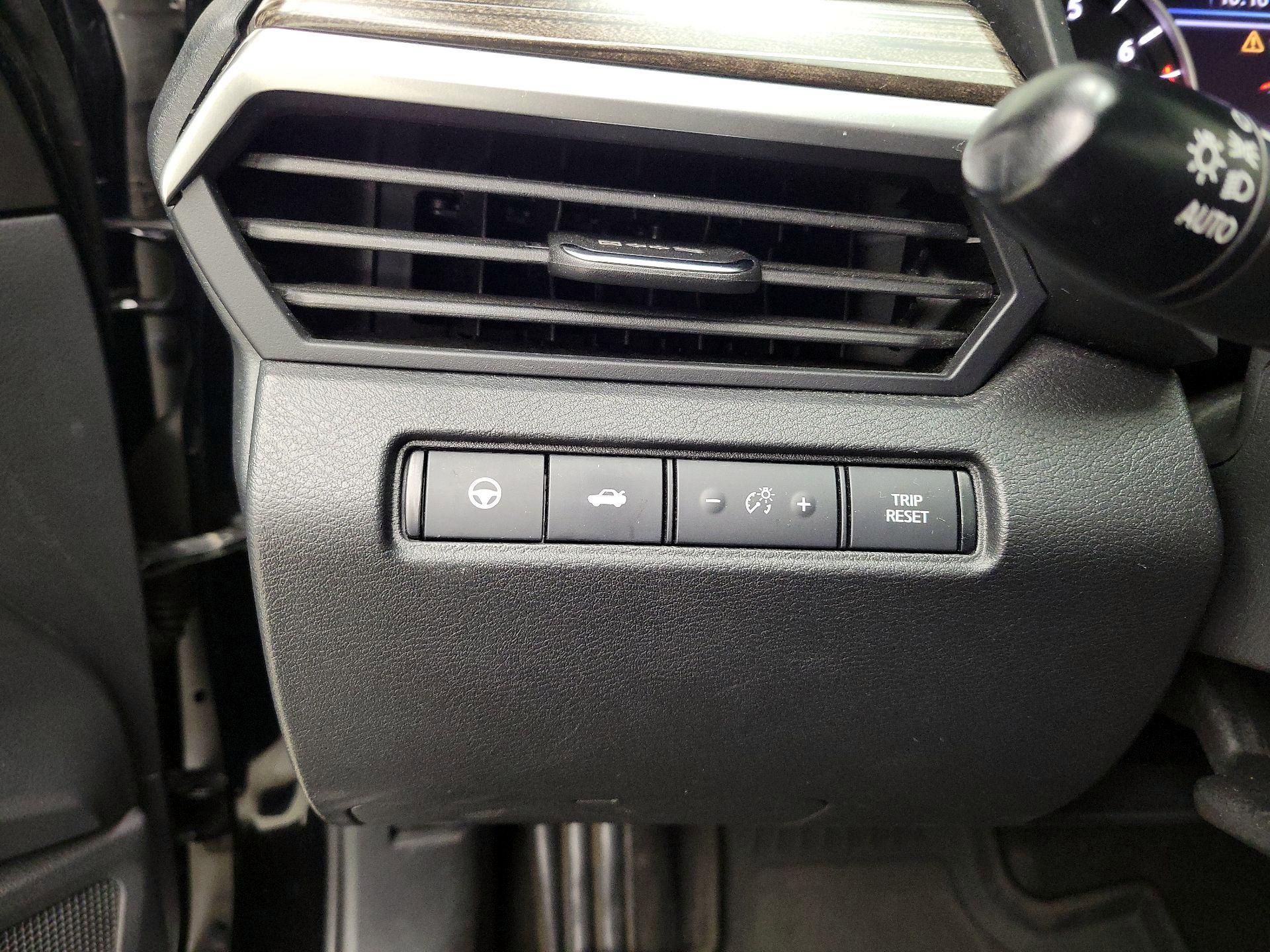 Thumbnail: 2019 Nissan Altima - 13