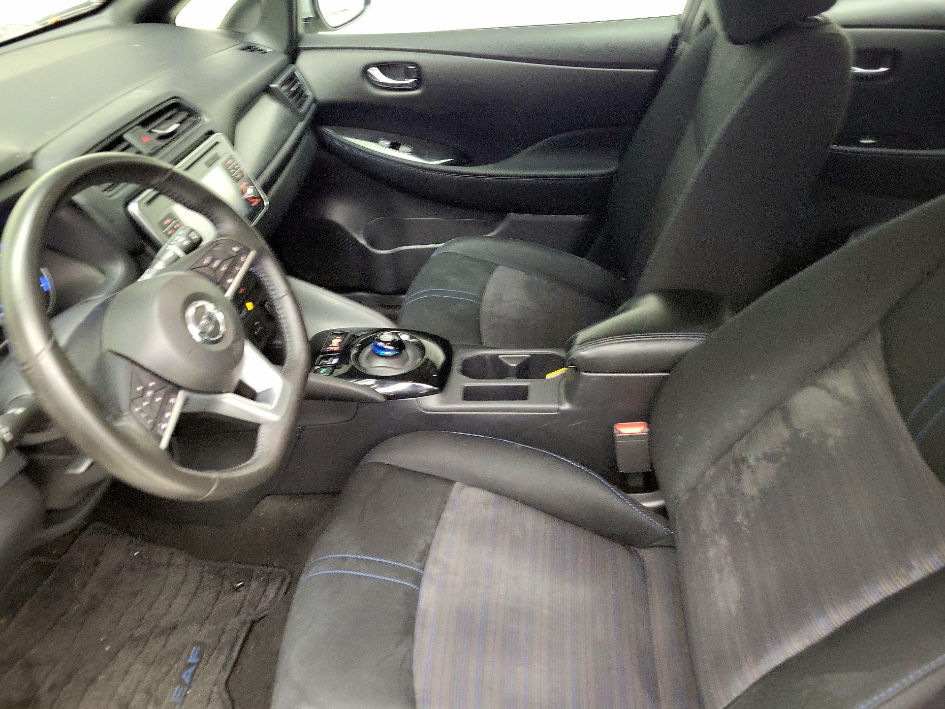 Thumbnail: 2019 Nissan Leaf - 11