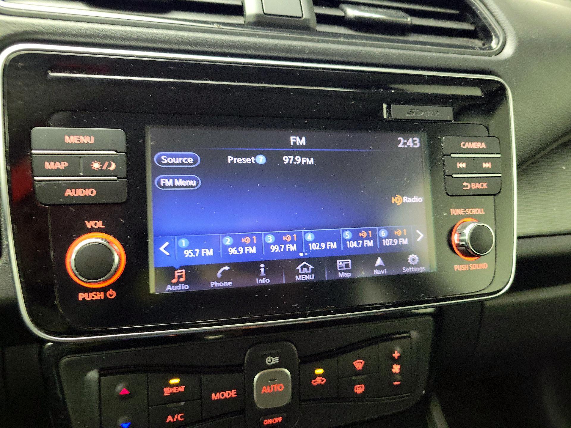 Thumbnail: 2019 Nissan Leaf - 15