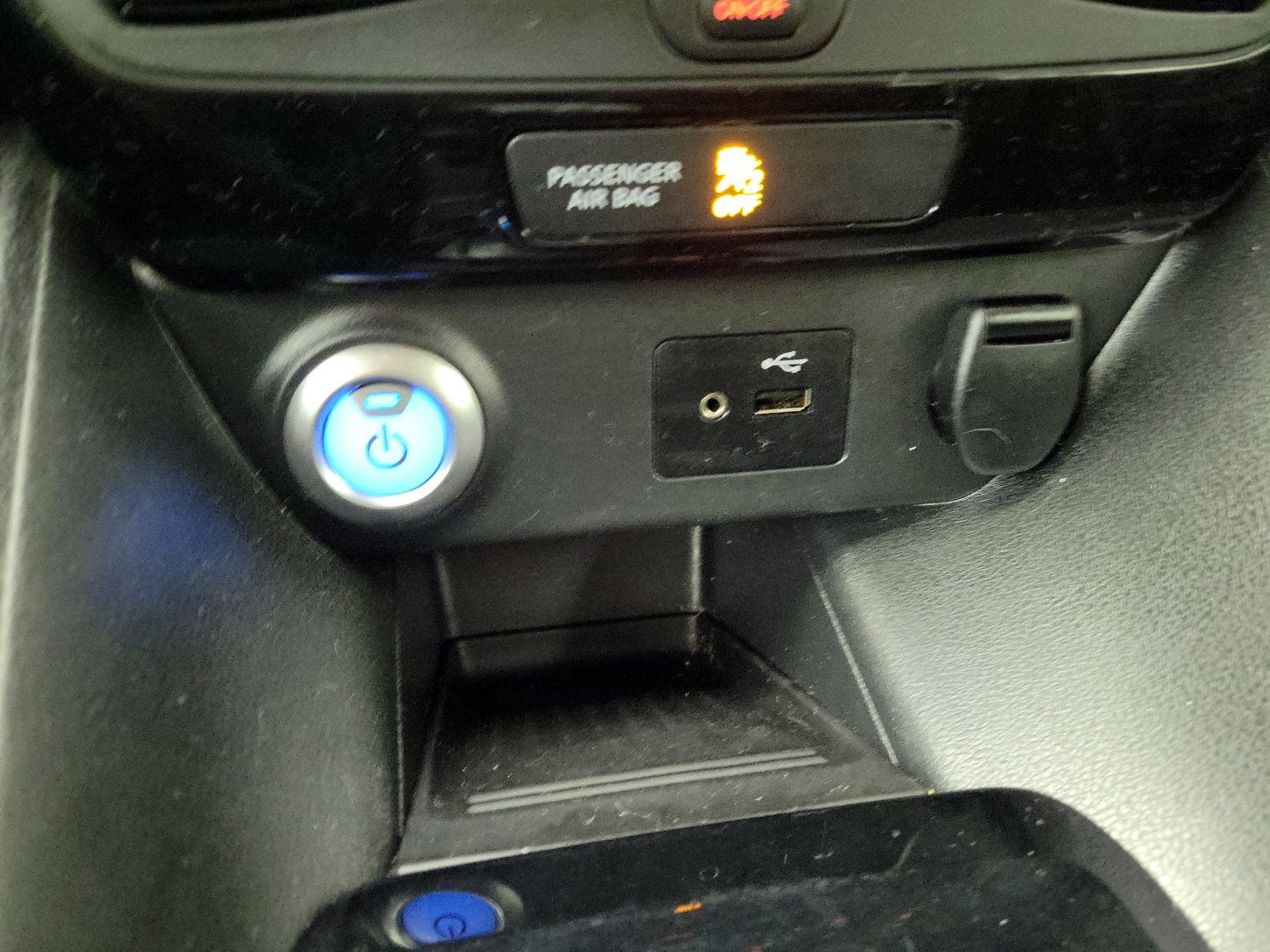 Thumbnail: 2019 Nissan Leaf - 18