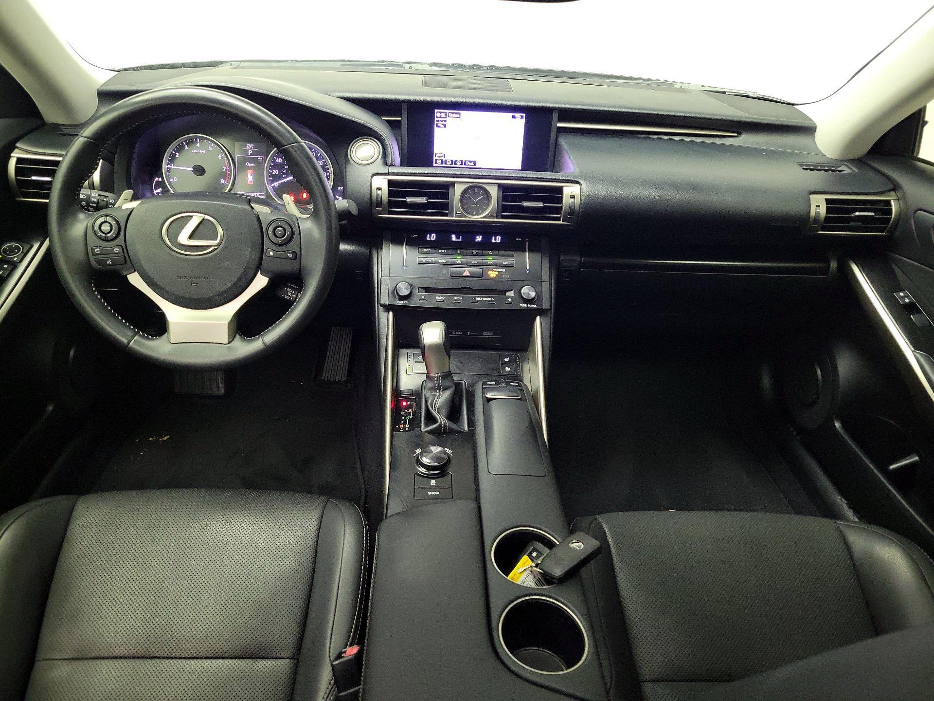 Thumbnail: 2014 Lexus IS - 9