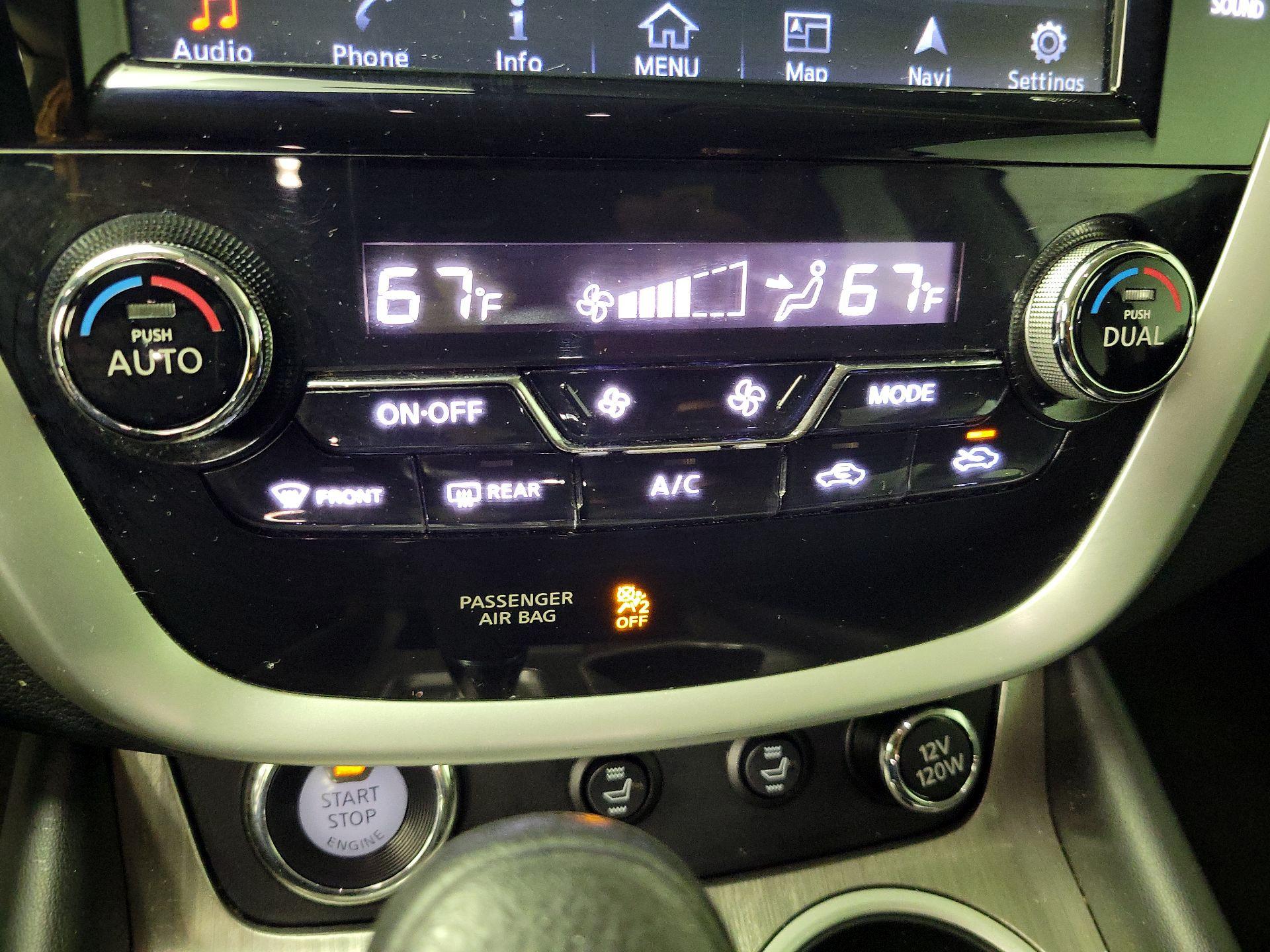 Thumbnail: 2017 Nissan Murano - 17