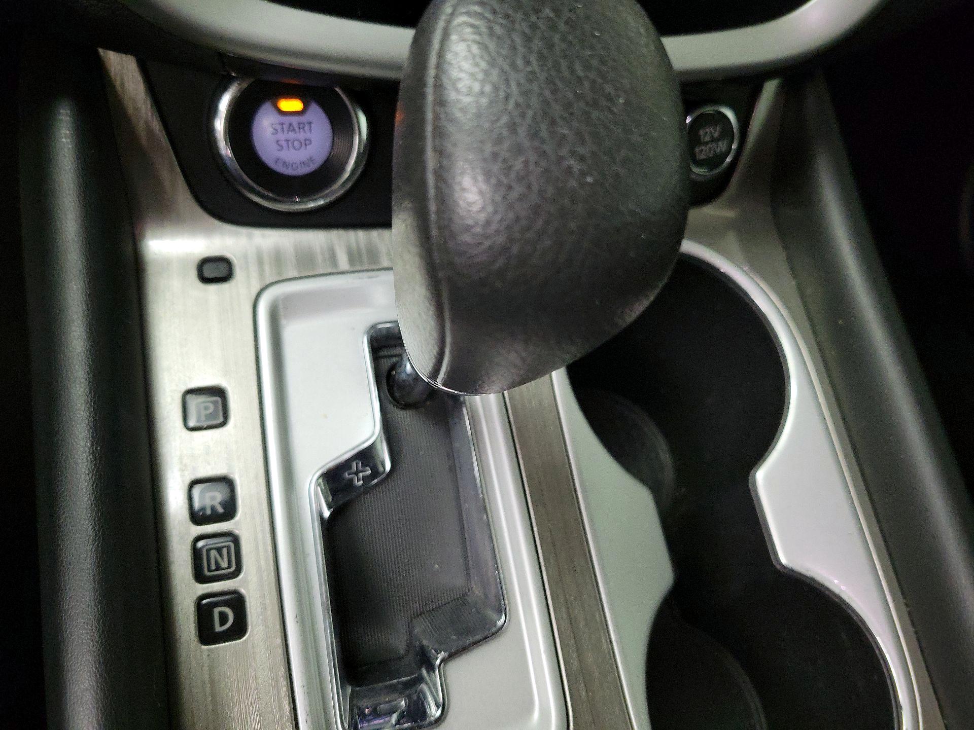 Thumbnail: 2017 Nissan Murano - 18