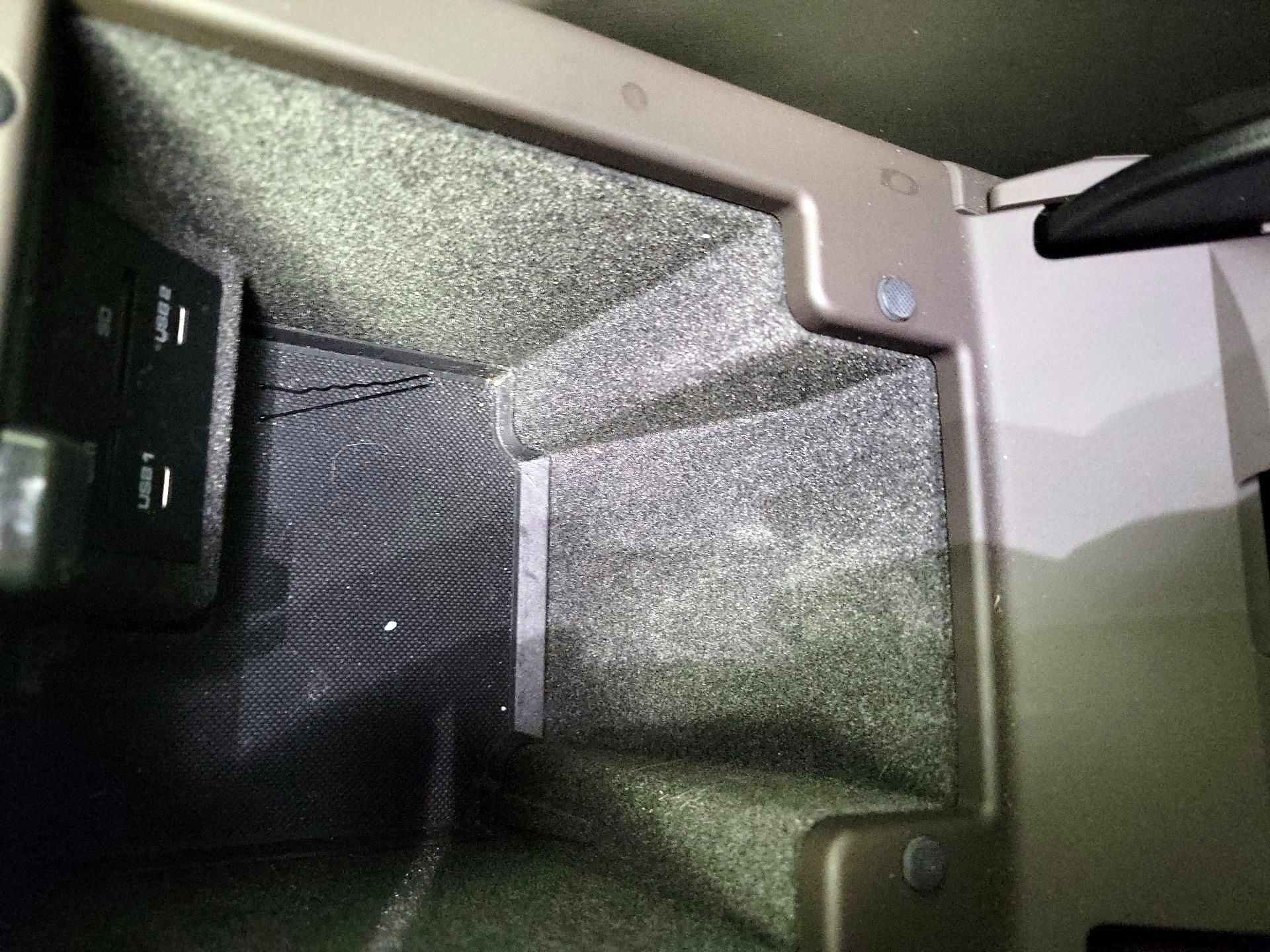 Thumbnail: 2021 Porsche Macan - 19