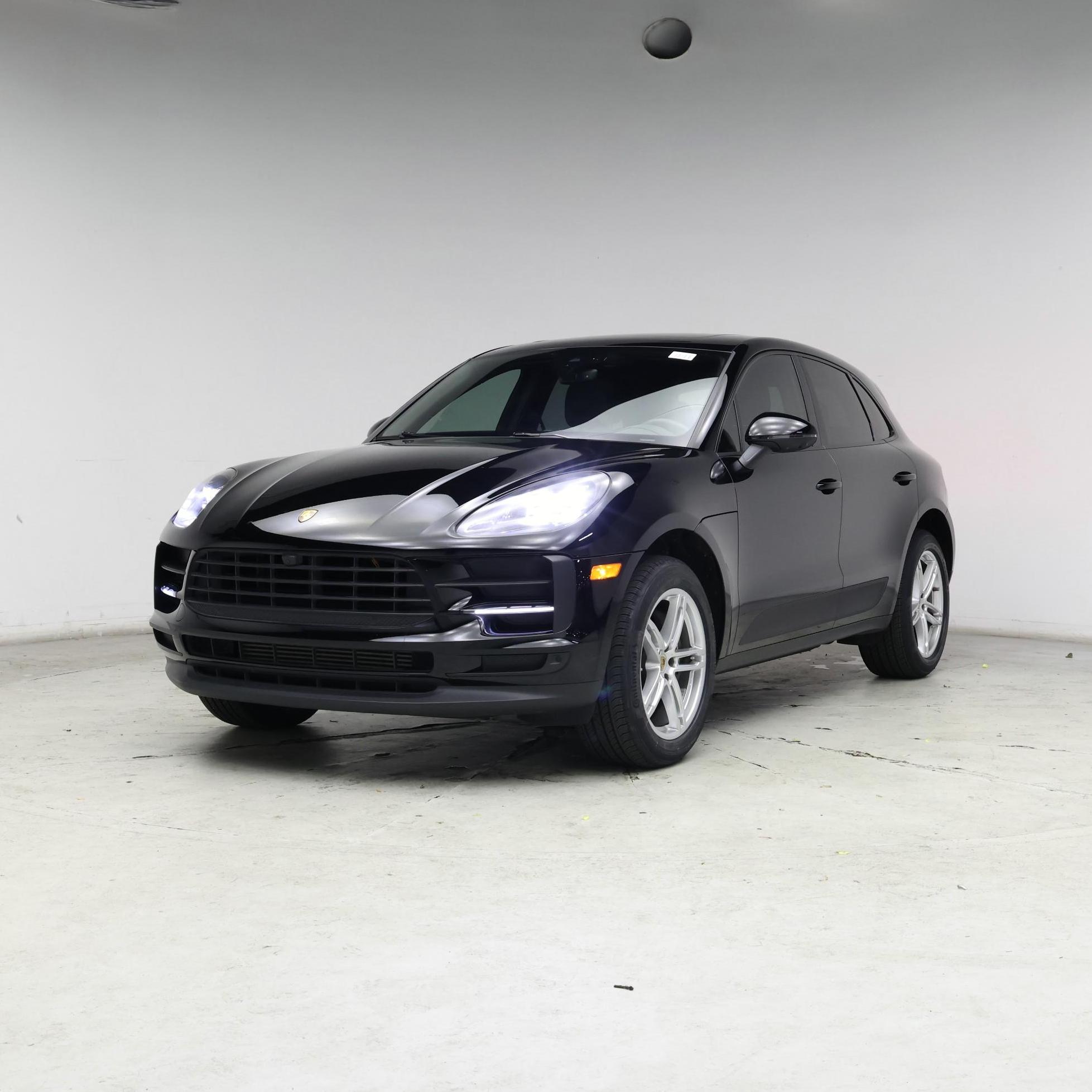 Thumbnail: 2021 Porsche Macan - 4