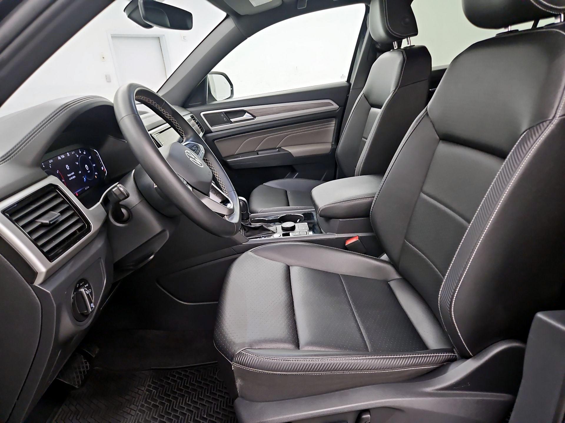 Thumbnail: 2023 Volkswagen Atlas - 11