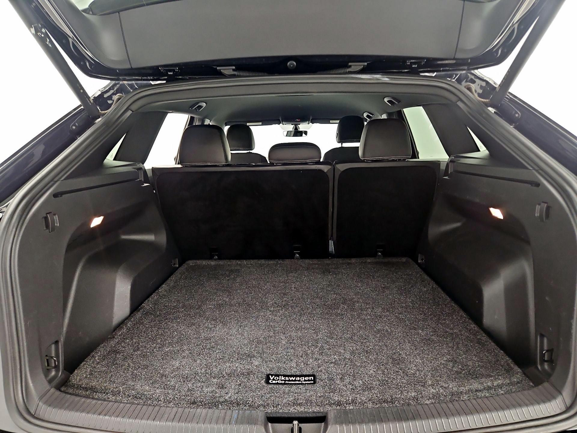 Thumbnail: 2023 Volkswagen Atlas - 20