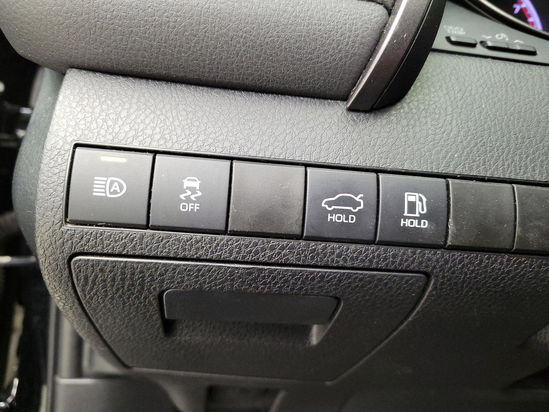 Thumbnail: 2024 Toyota Camry - 13