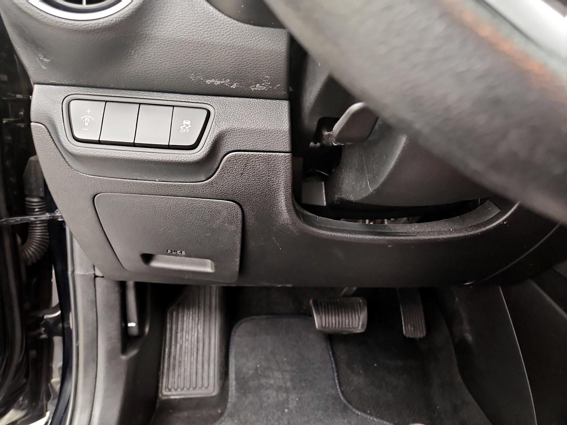 Thumbnail: 2023 Kia Forte - 13