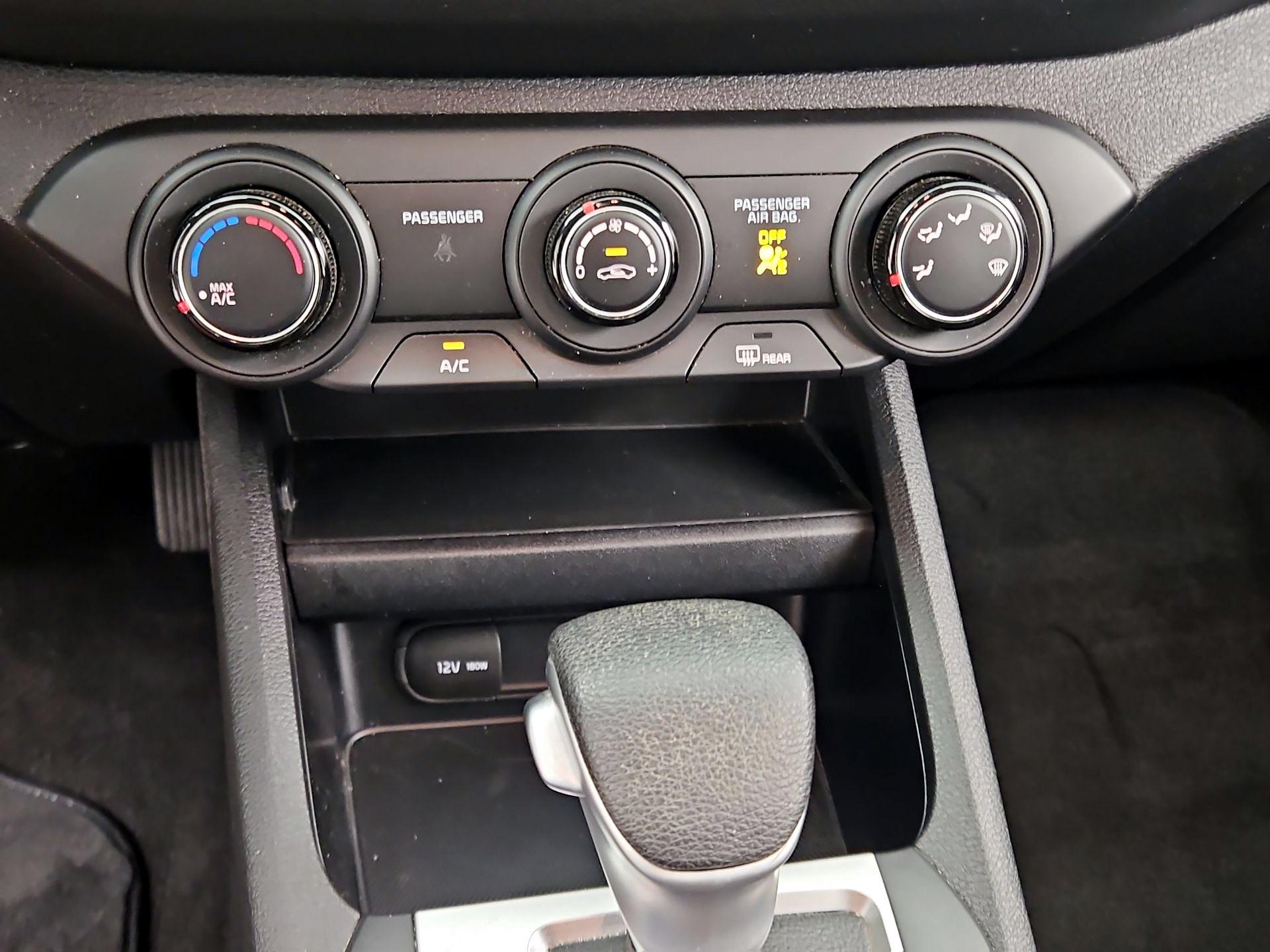 Thumbnail: 2023 Kia Forte - 16