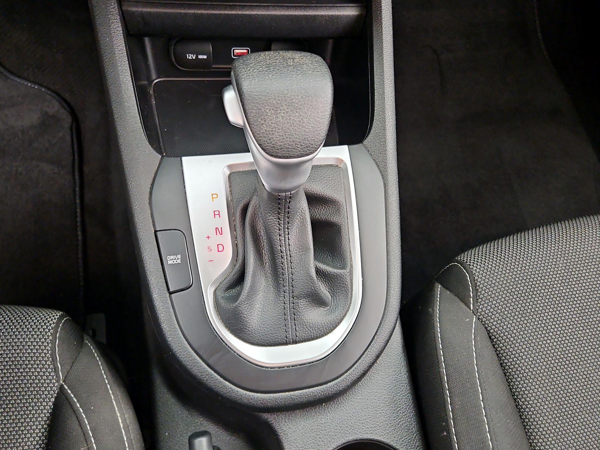 Thumbnail: 2023 Kia Forte - 17