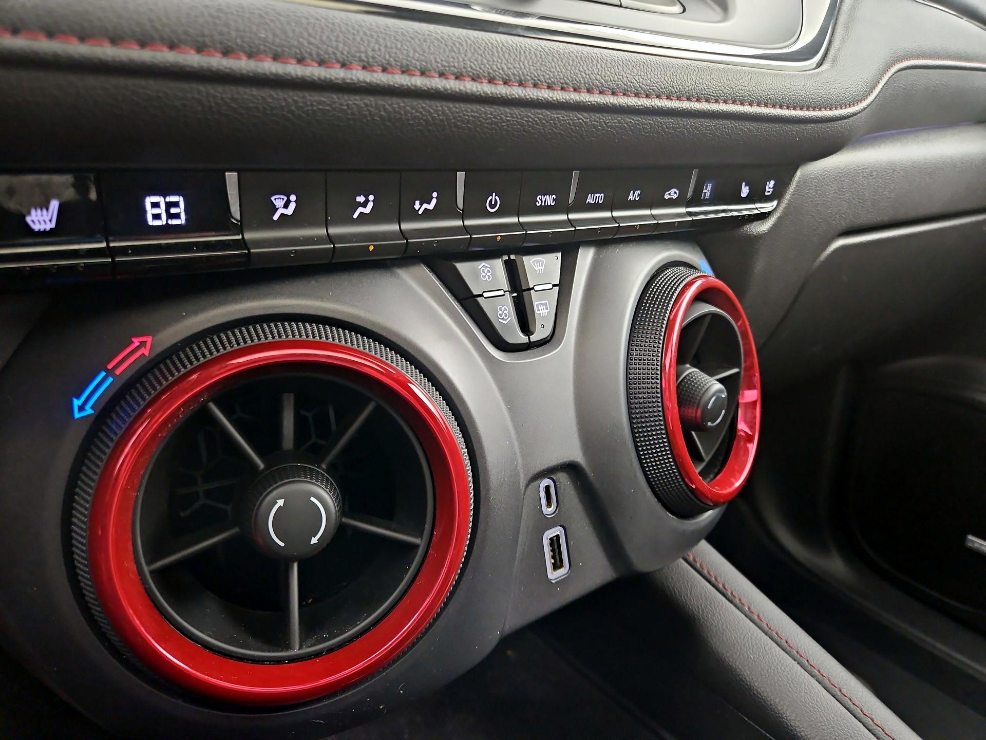 Thumbnail: 2021 Chevrolet Blazer - 17