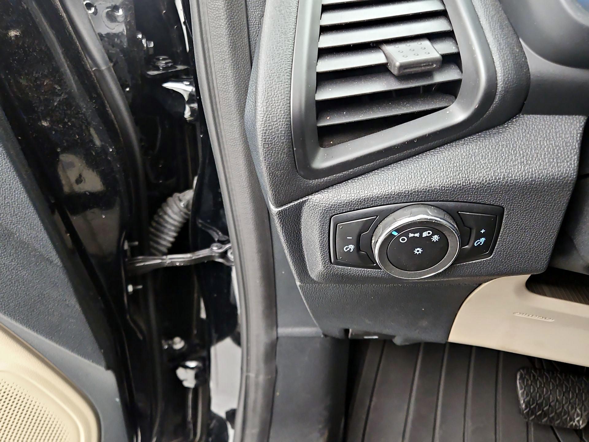 Thumbnail: 2020 Ford EcoSport - 13