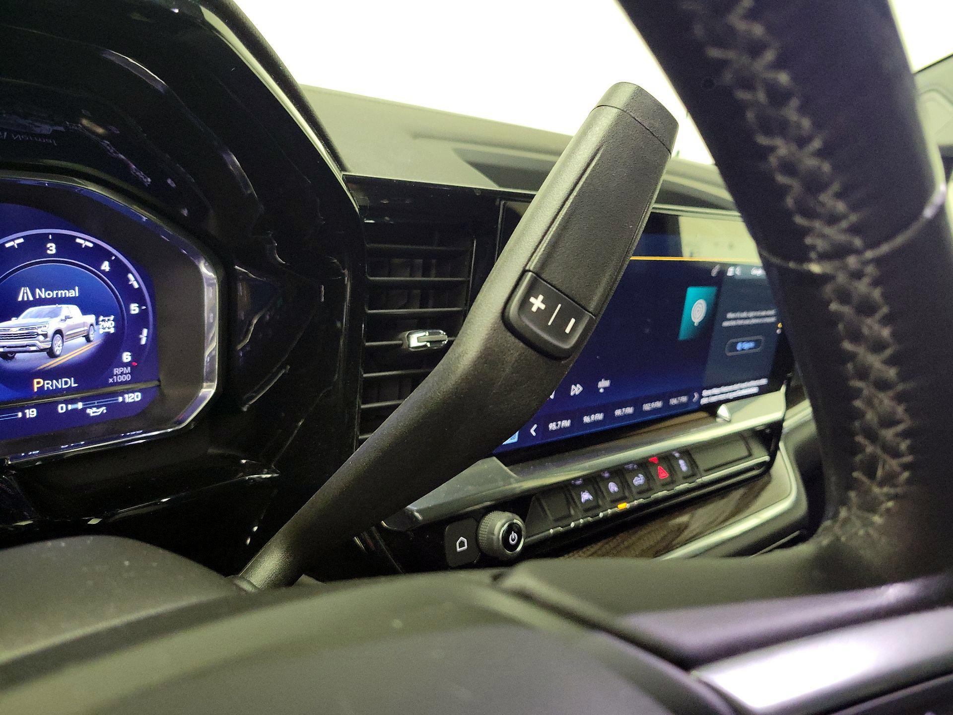 Thumbnail: 2022 Chevrolet Silverado 1500 - 17