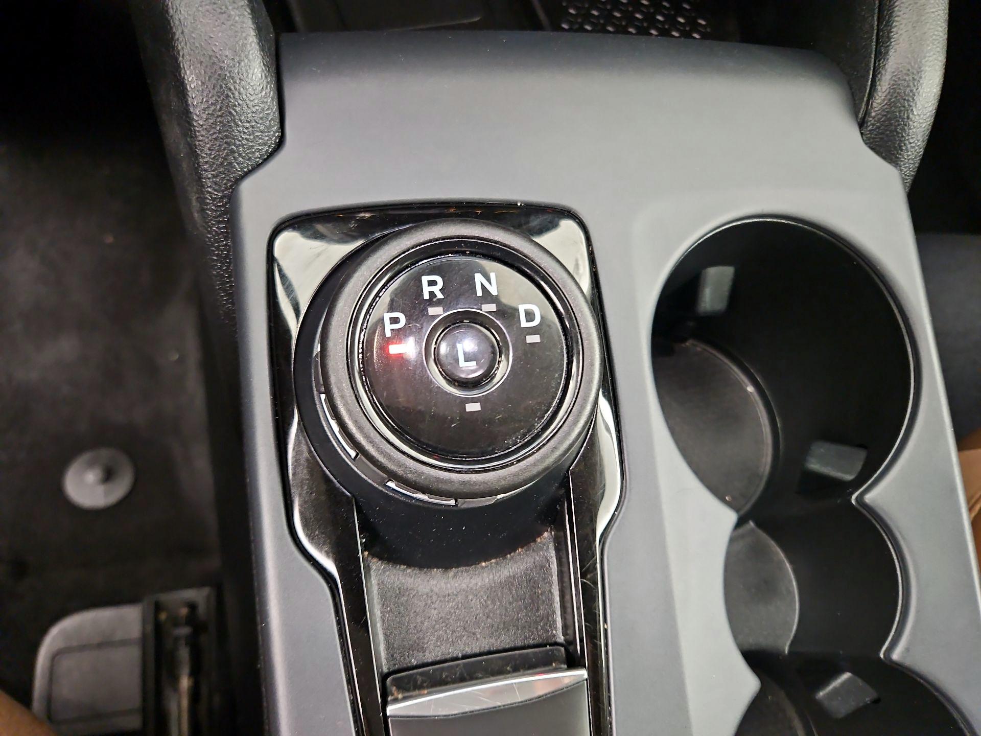 Thumbnail: 2022 Ford Bronco Sport - 17