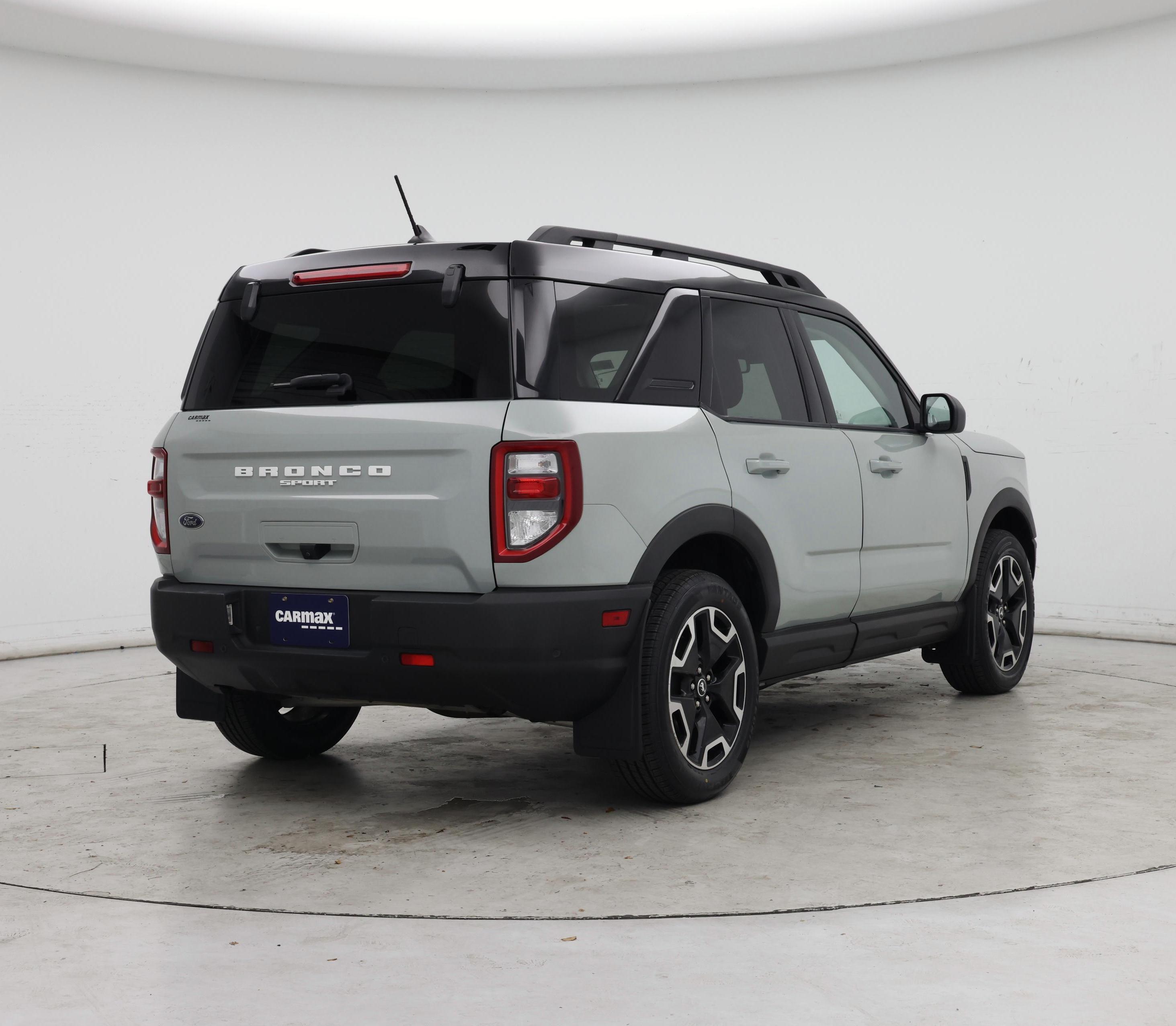 Thumbnail: 2022 Ford Bronco Sport - 8