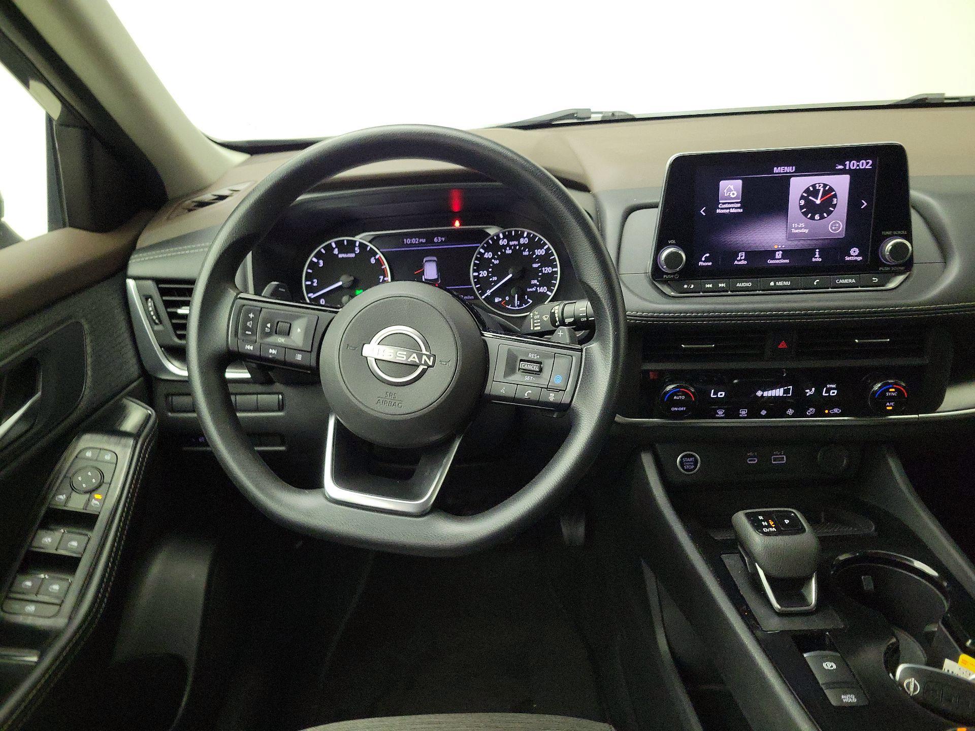 Thumbnail: 2023 Nissan Rogue - 10