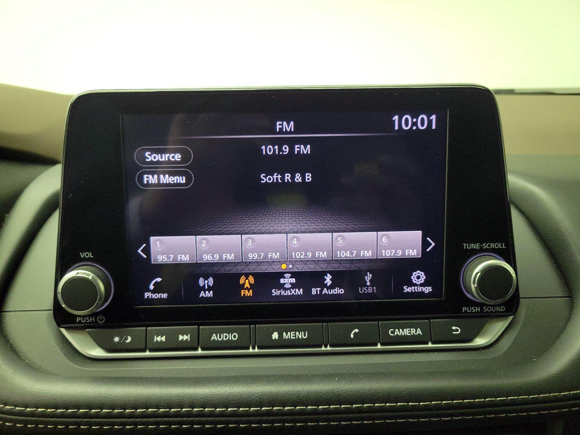 Thumbnail: 2023 Nissan Rogue - 15