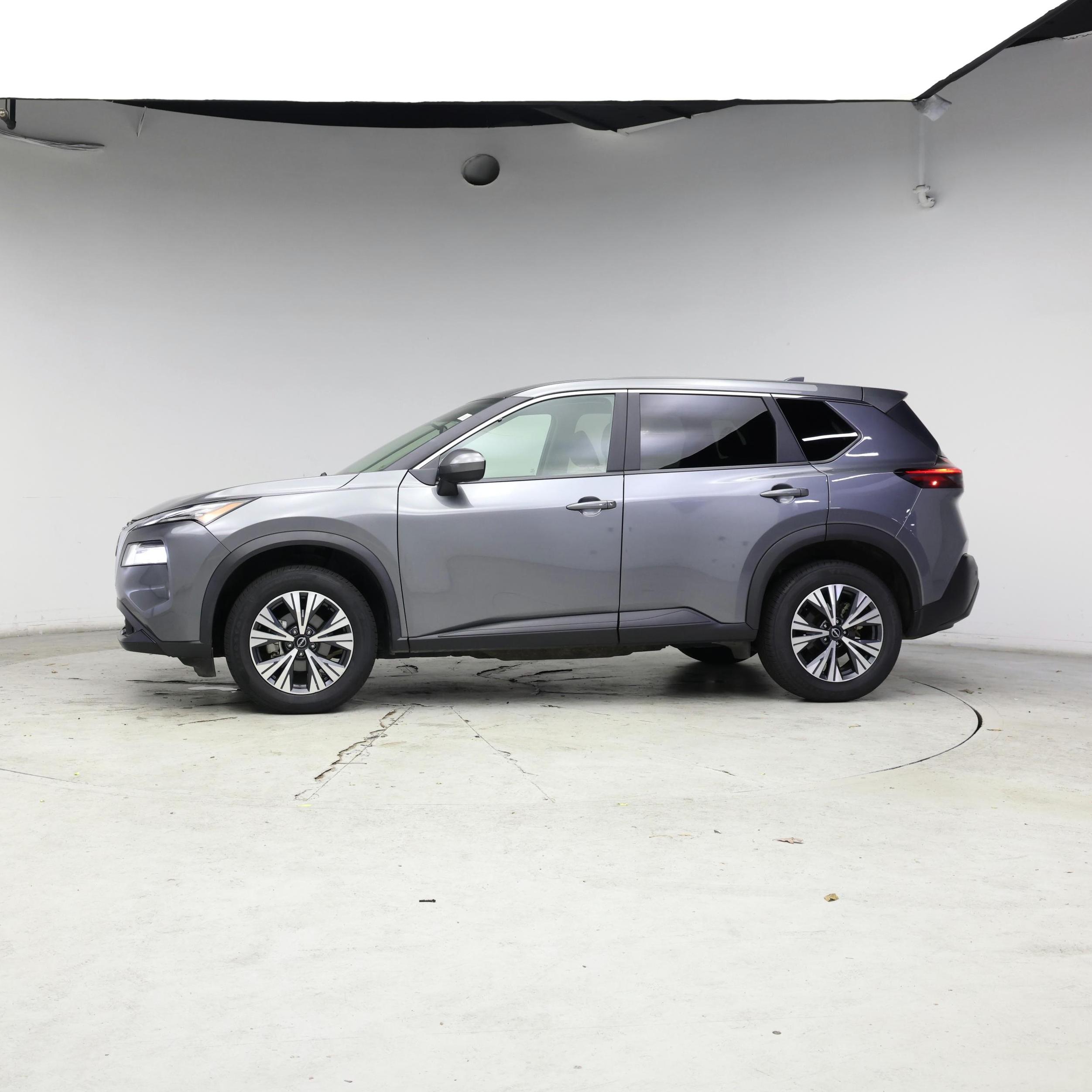Thumbnail: 2023 Nissan Rogue - 3