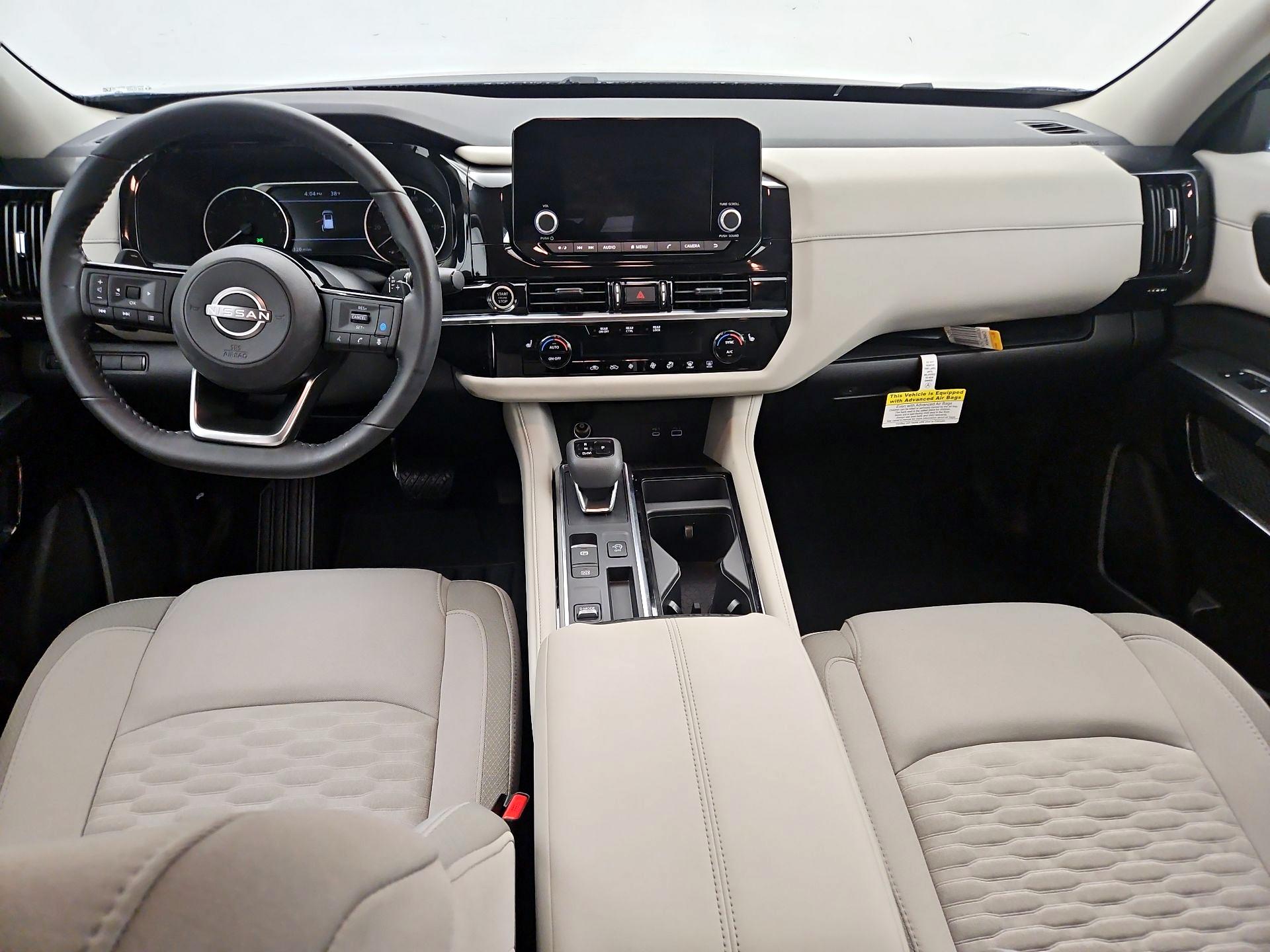 Thumbnail: 2023 Nissan Pathfinder - 9