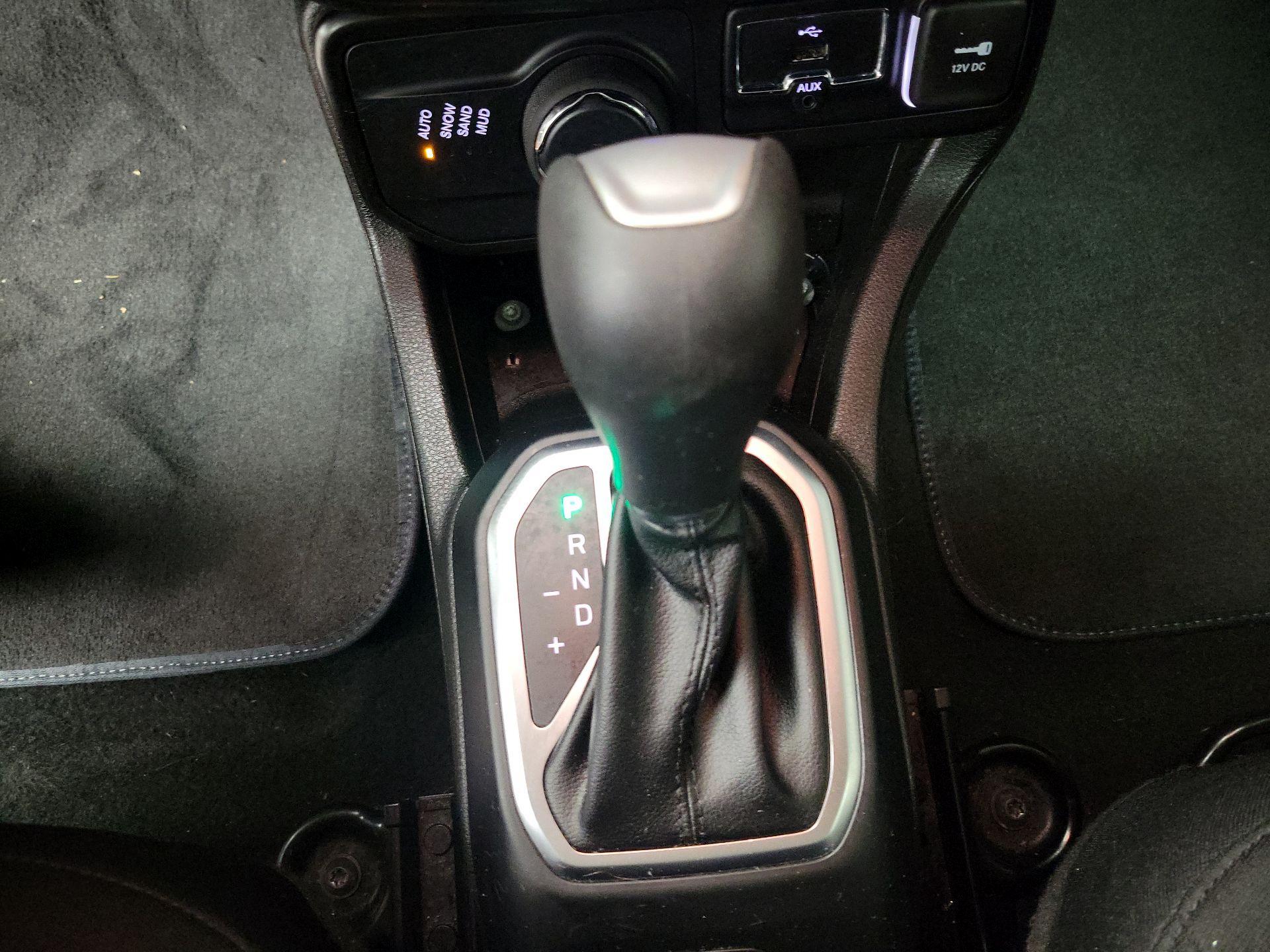 Thumbnail: 2023 Jeep Renegade - 18