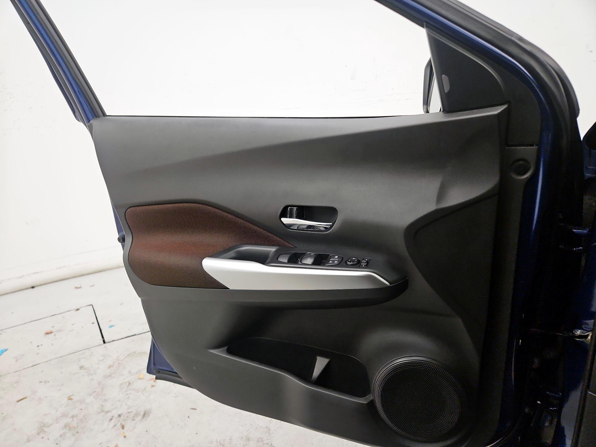 Thumbnail: 2020 Nissan Kicks - 12