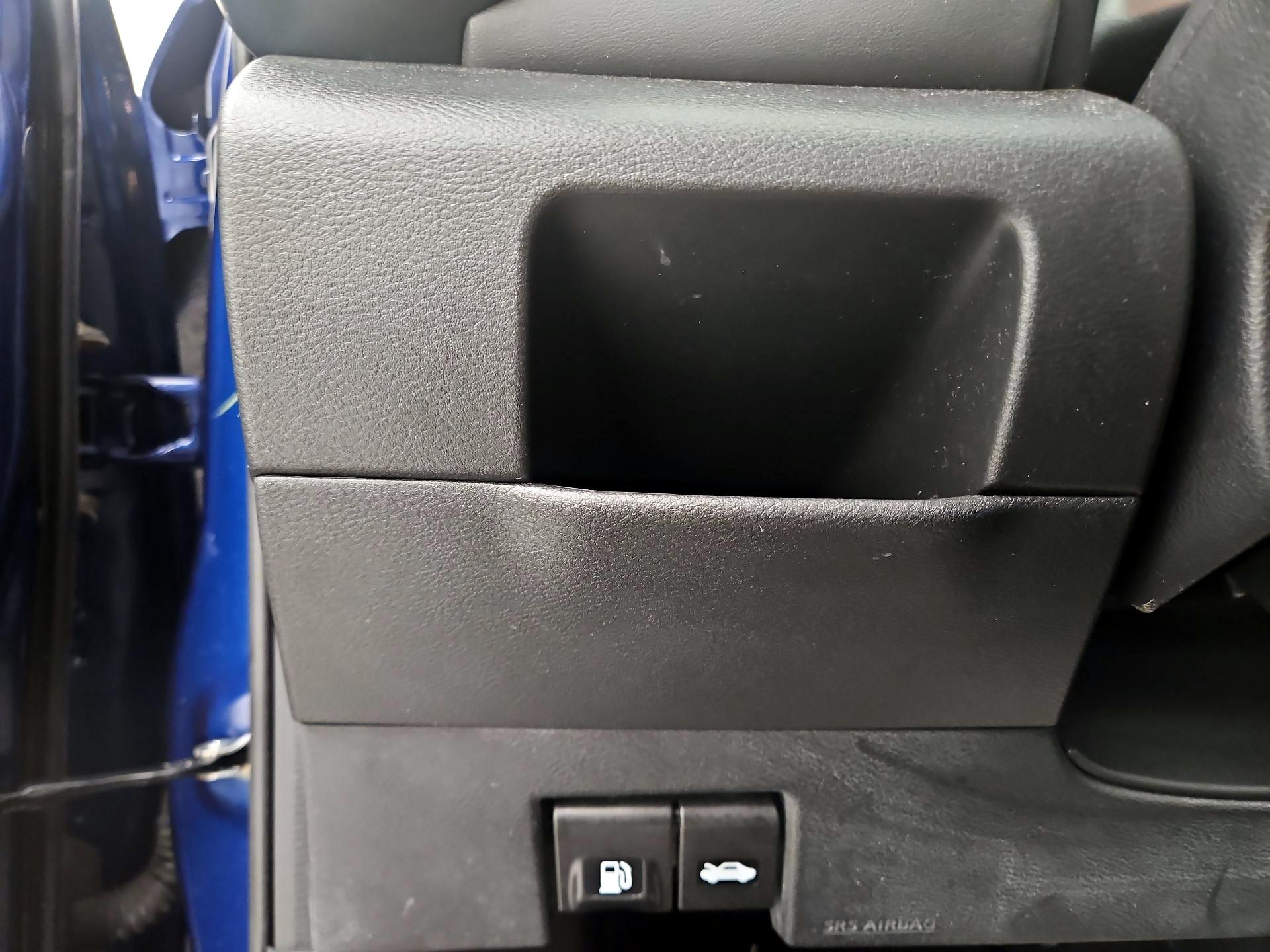 Thumbnail: 2020 Nissan Kicks - 13