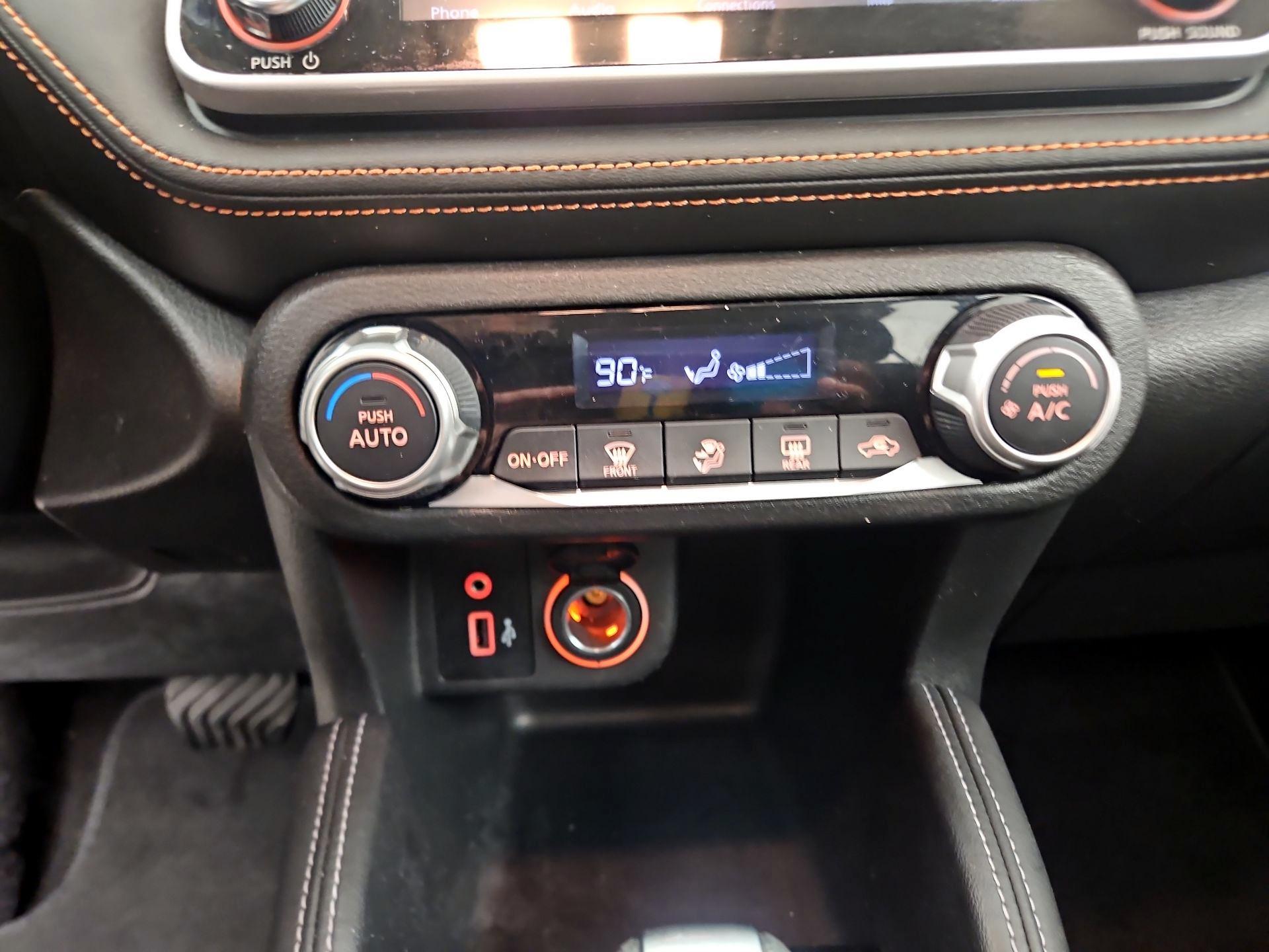 Thumbnail: 2020 Nissan Kicks - 16