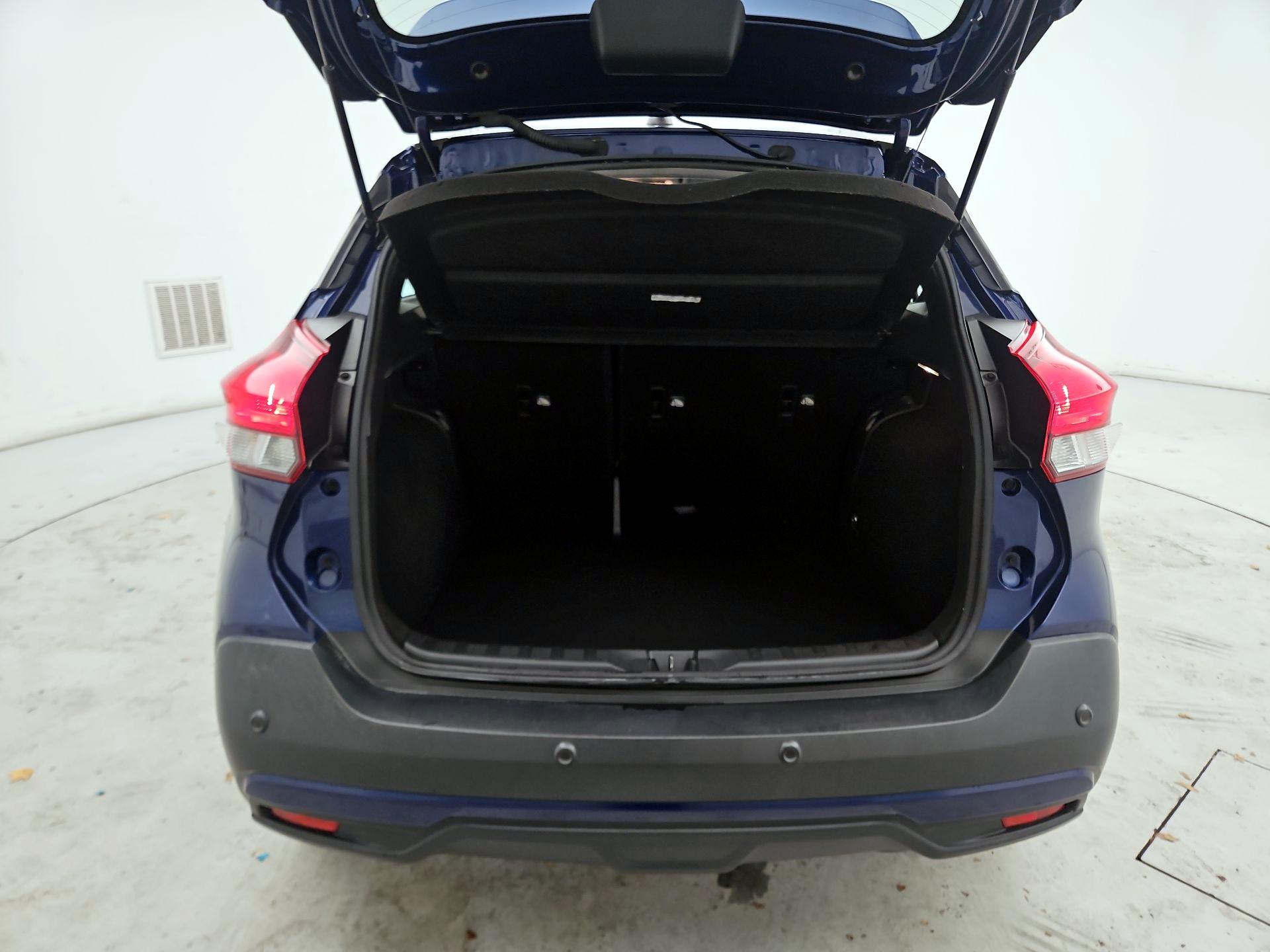 Thumbnail: 2020 Nissan Kicks - 20