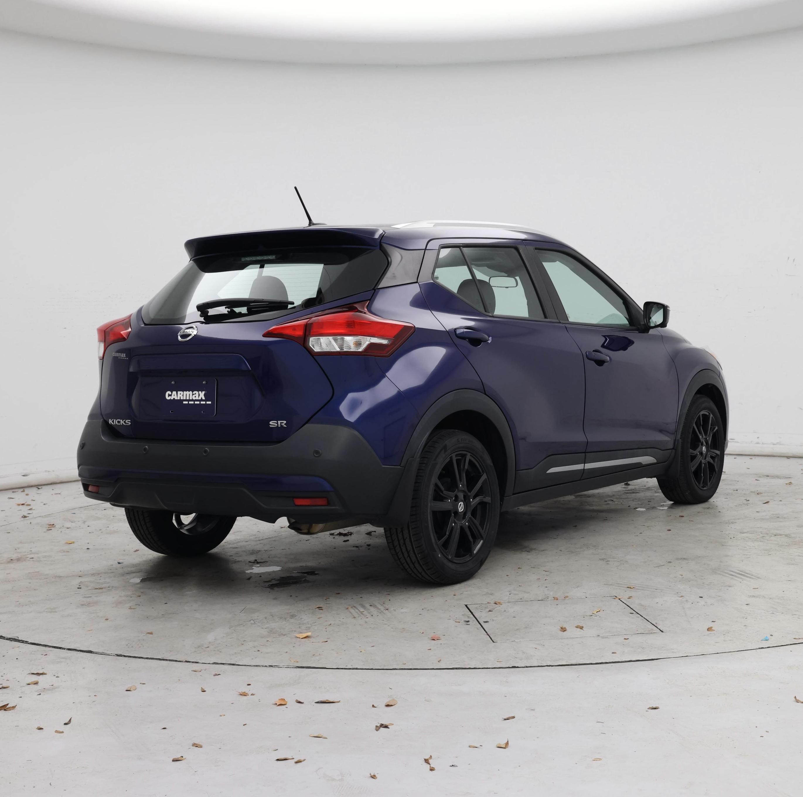 Thumbnail: 2020 Nissan Kicks - 8
