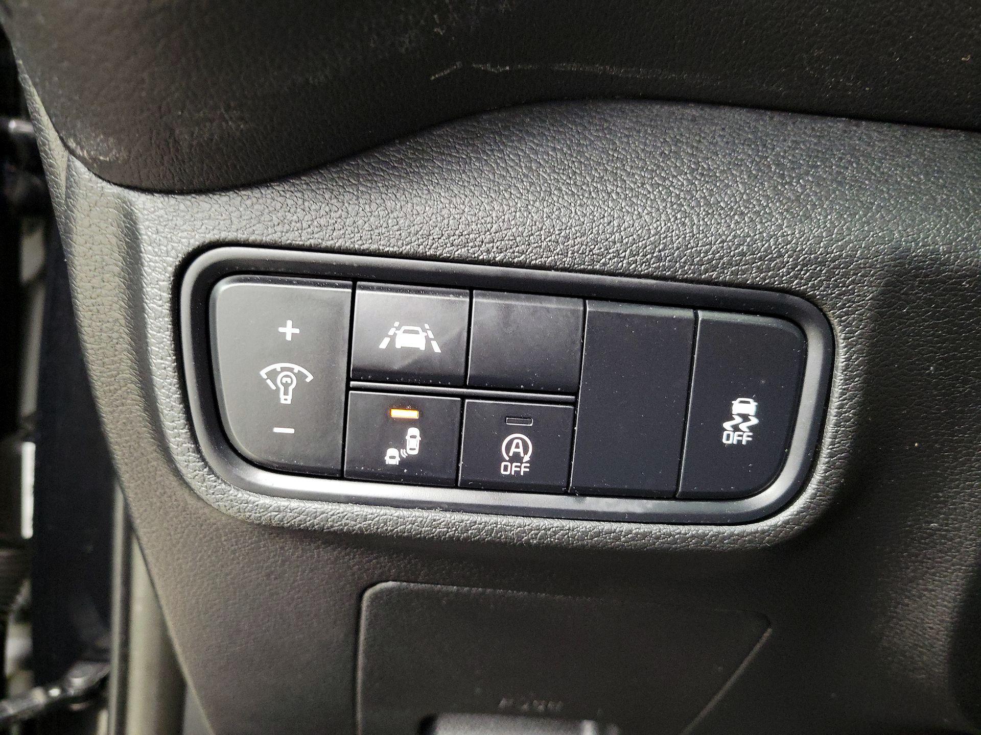 Thumbnail: 2022 Kia Soul - 13