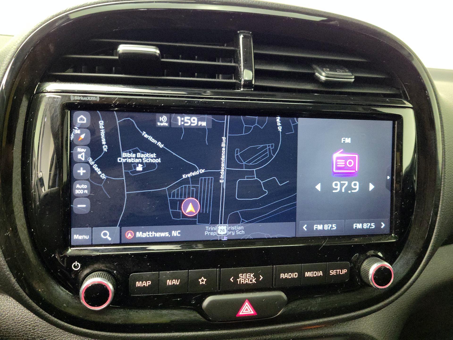 Thumbnail: 2022 Kia Soul - 14