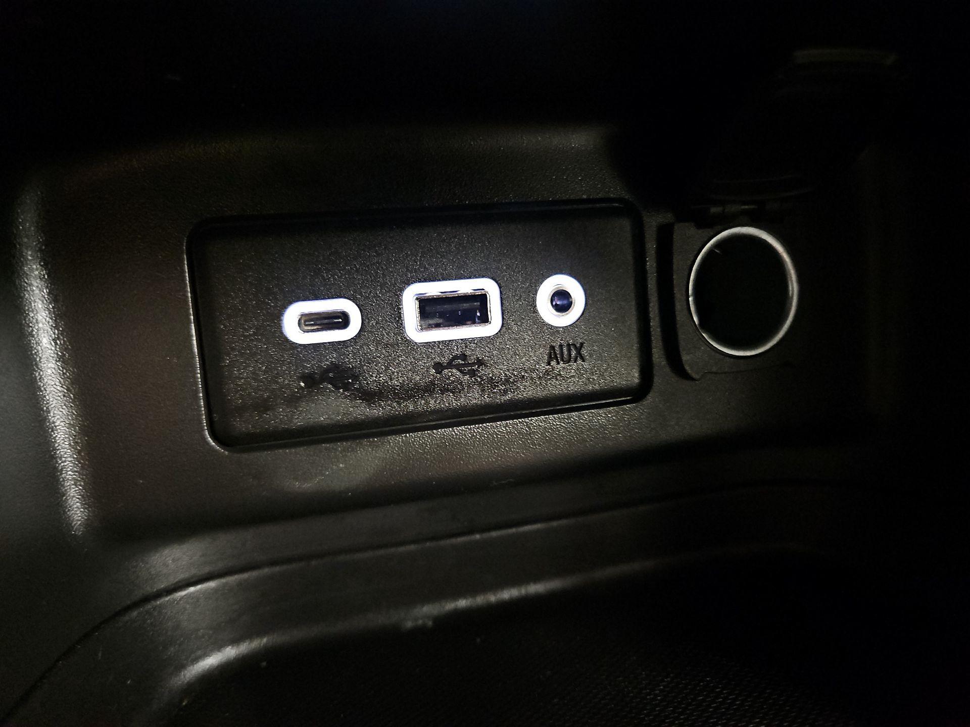 Thumbnail: 2023 Chevrolet Equinox - 18