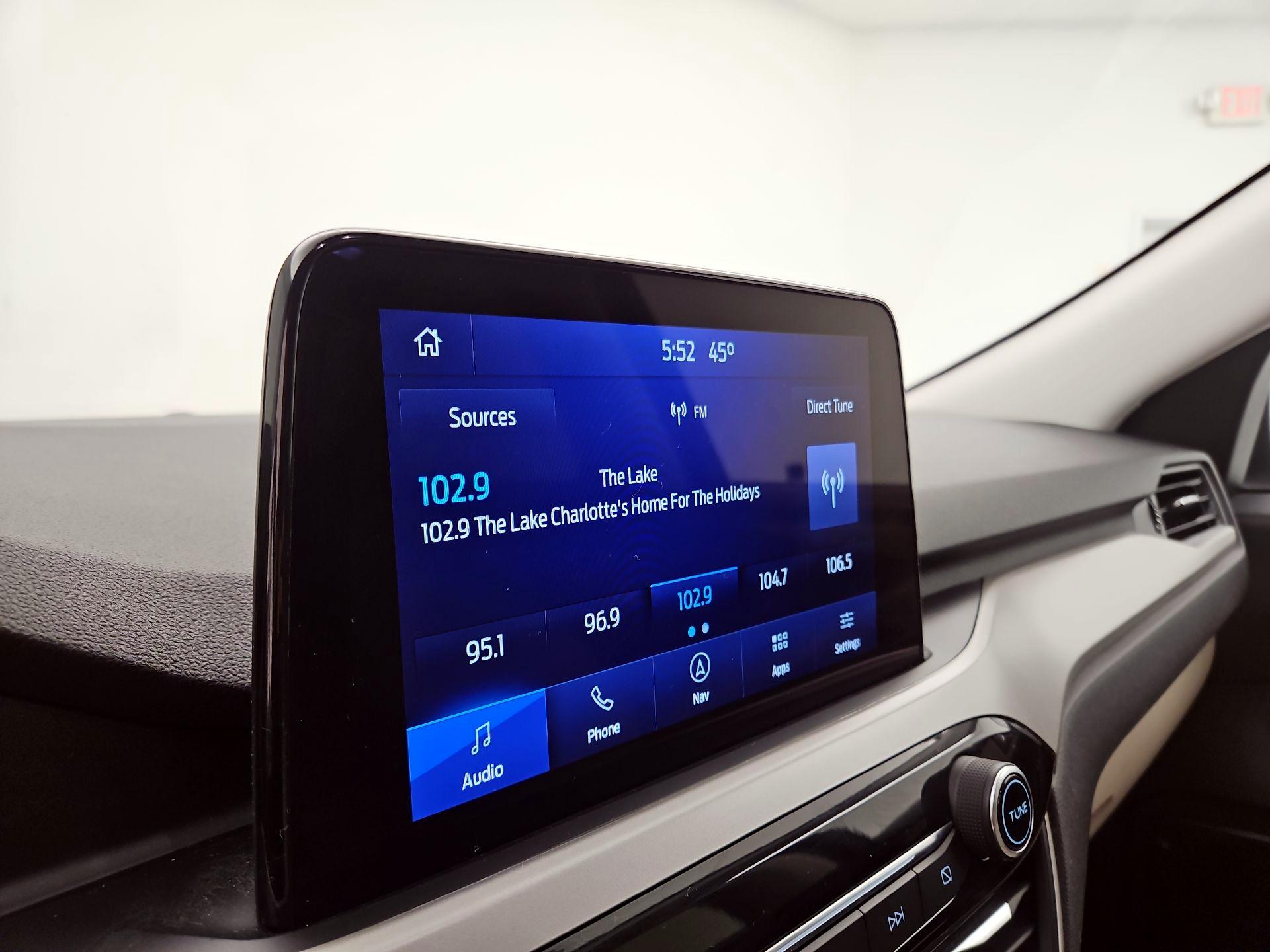 Thumbnail: 2021 Ford Escape - 15