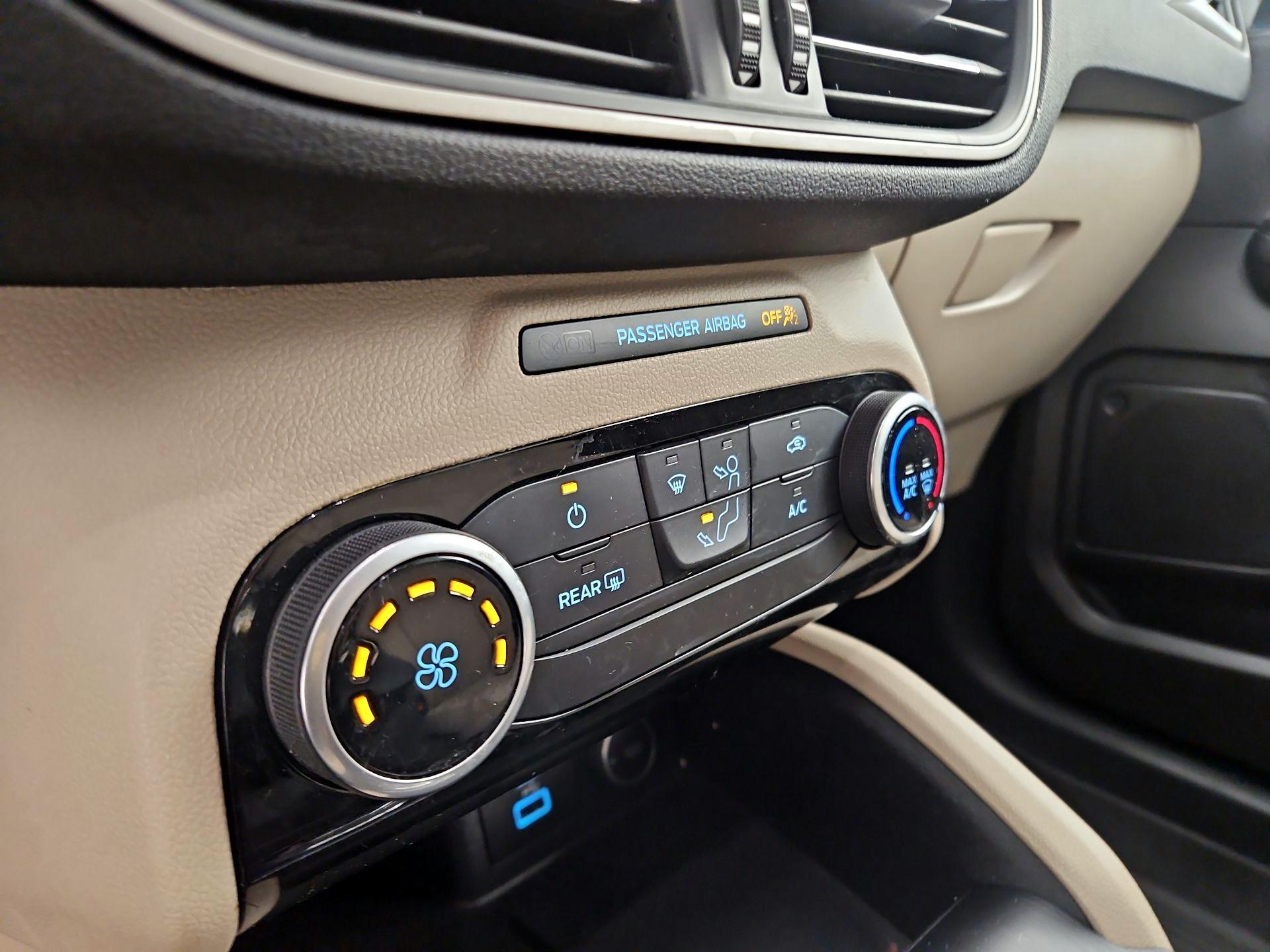 Thumbnail: 2021 Ford Escape - 16