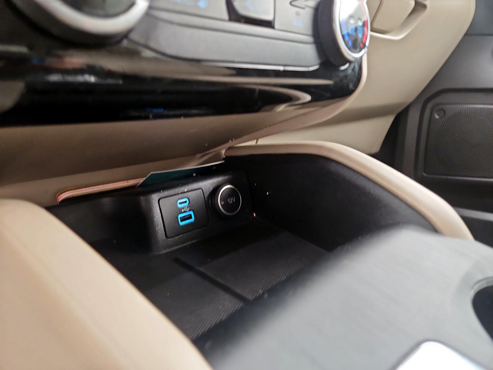 Thumbnail: 2021 Ford Escape - 18