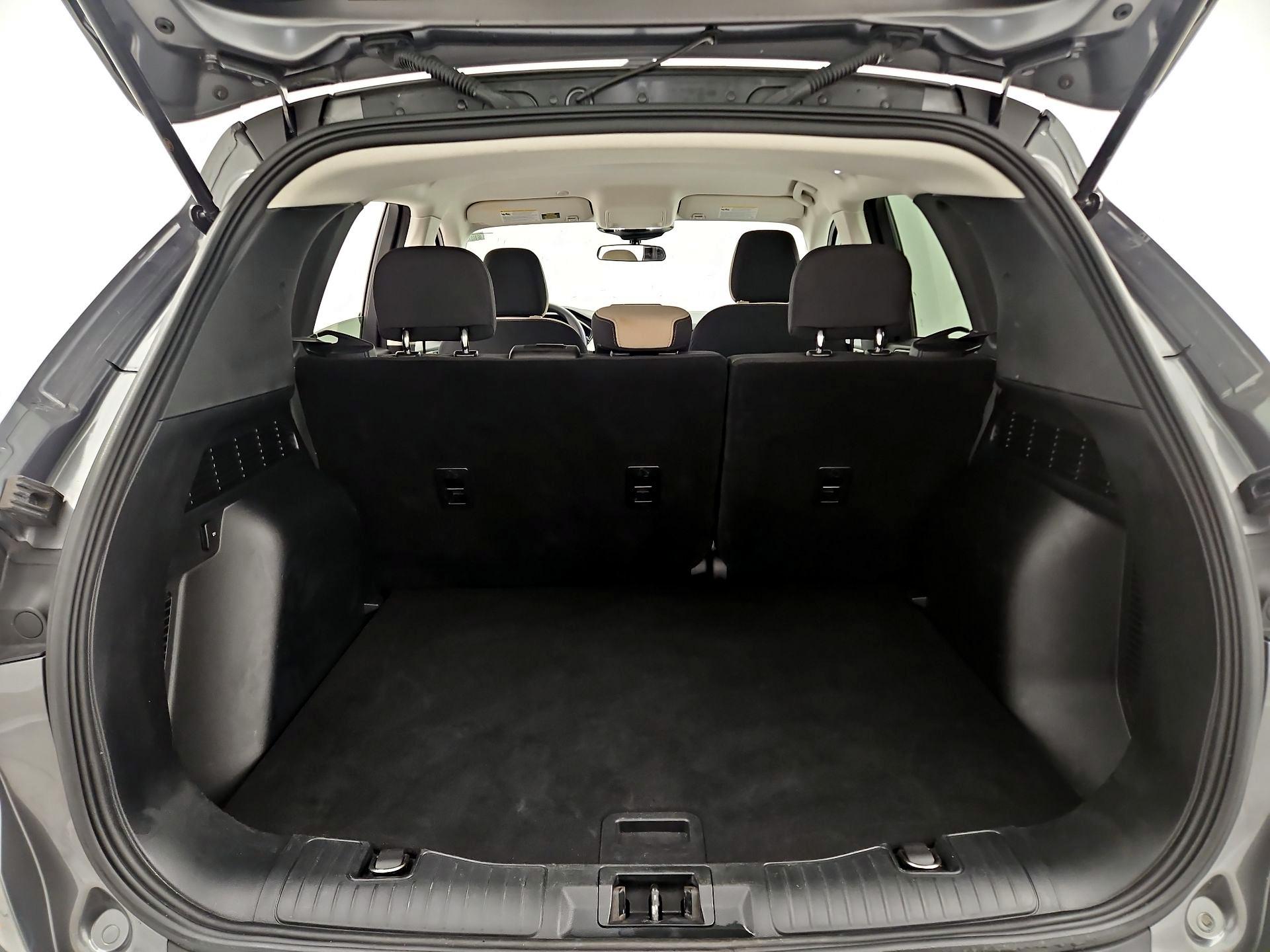 Thumbnail: 2021 Ford Escape - 20