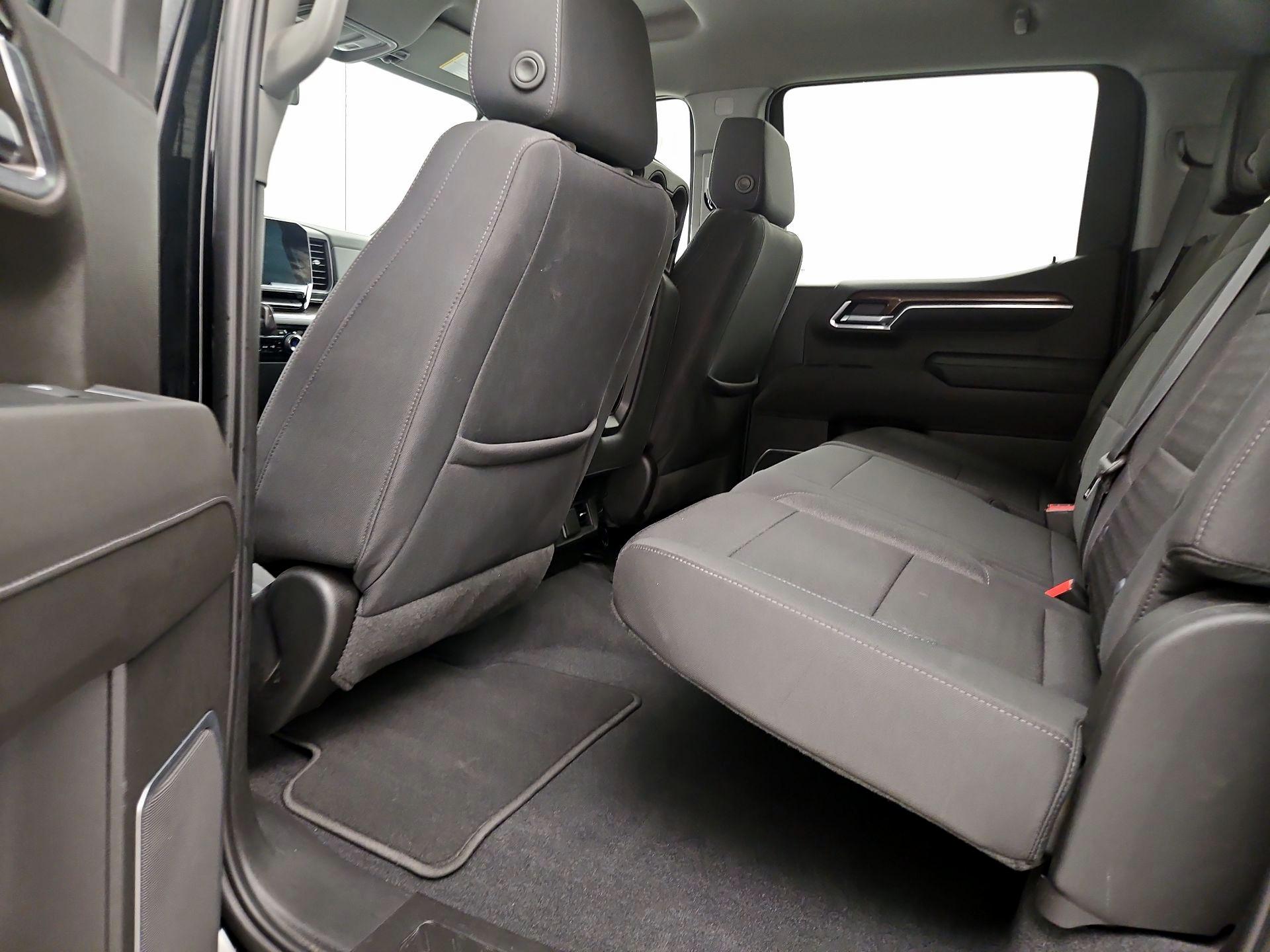 Thumbnail: 2022 Chevrolet Silverado 1500 - 19