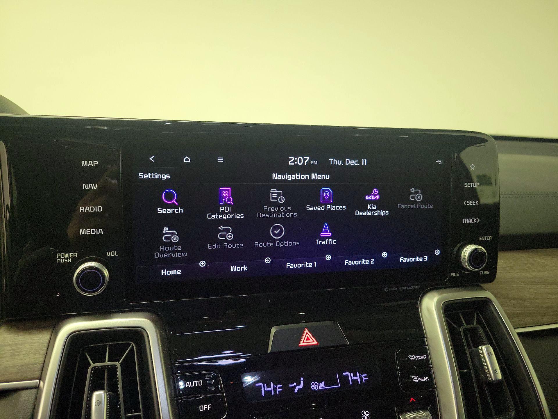 Thumbnail: 2022 Kia Sorento - 14