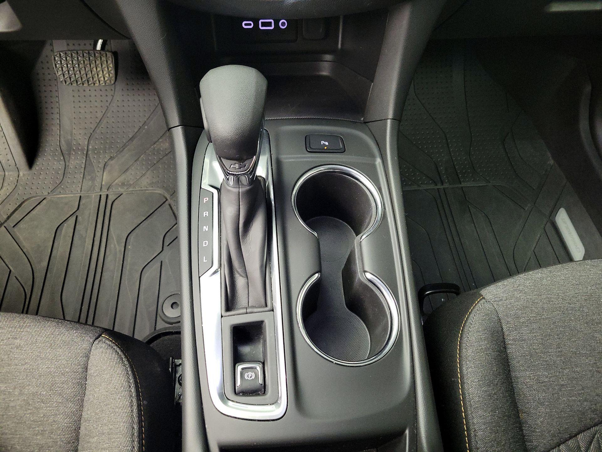 Thumbnail: 2022 Chevrolet Equinox - 17