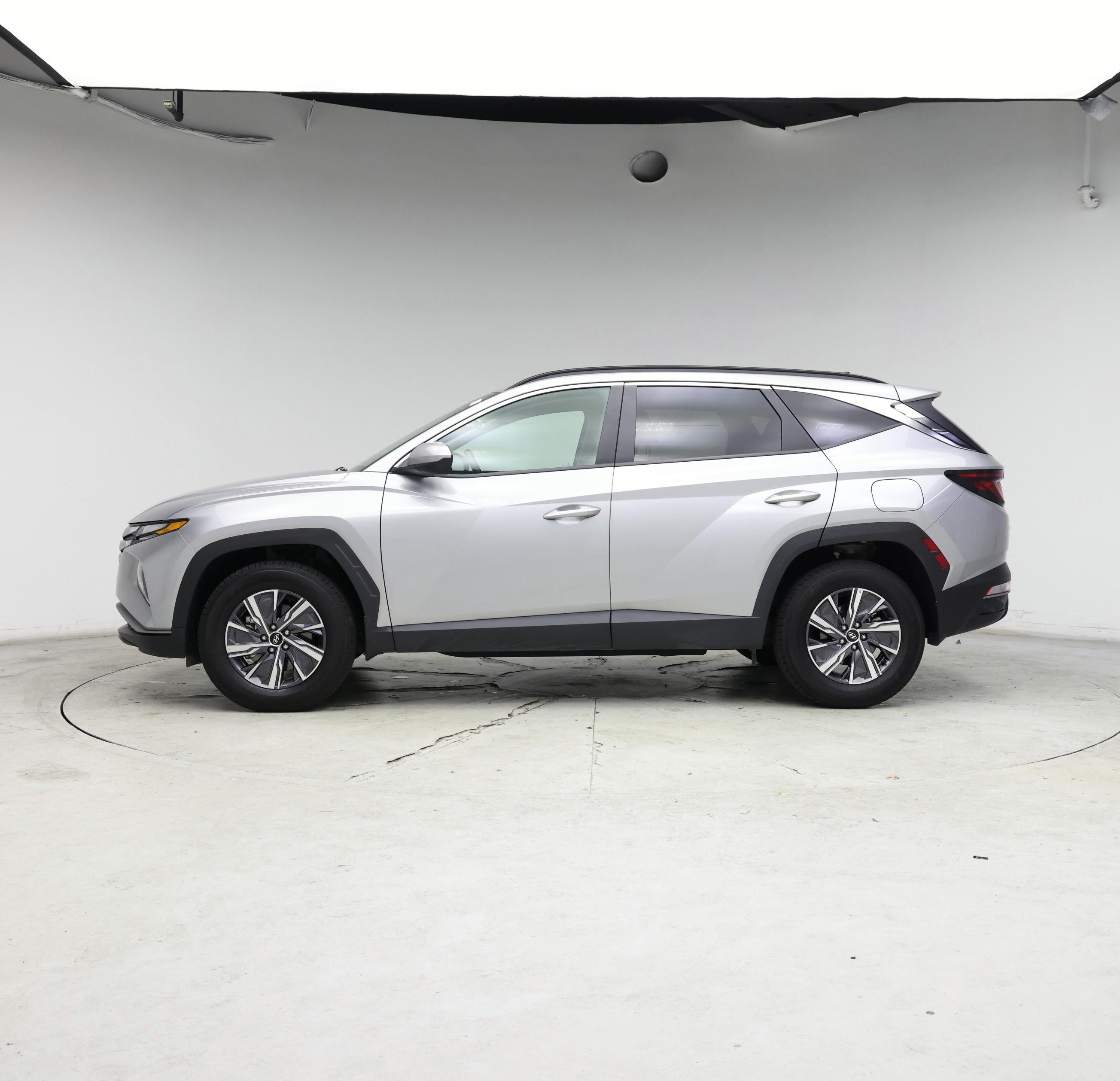 Thumbnail: 2024 Hyundai Tucson - 3