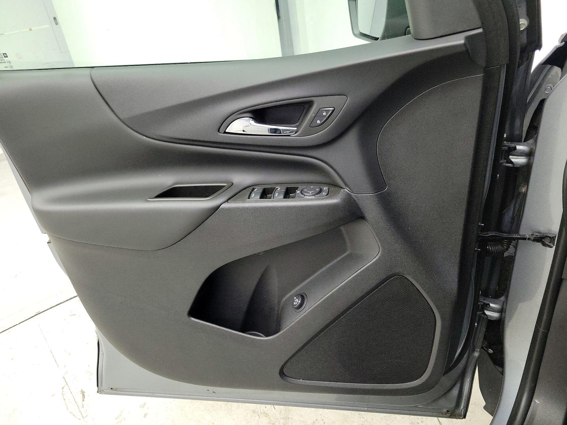 Thumbnail: 2023 Chevrolet Equinox - 12