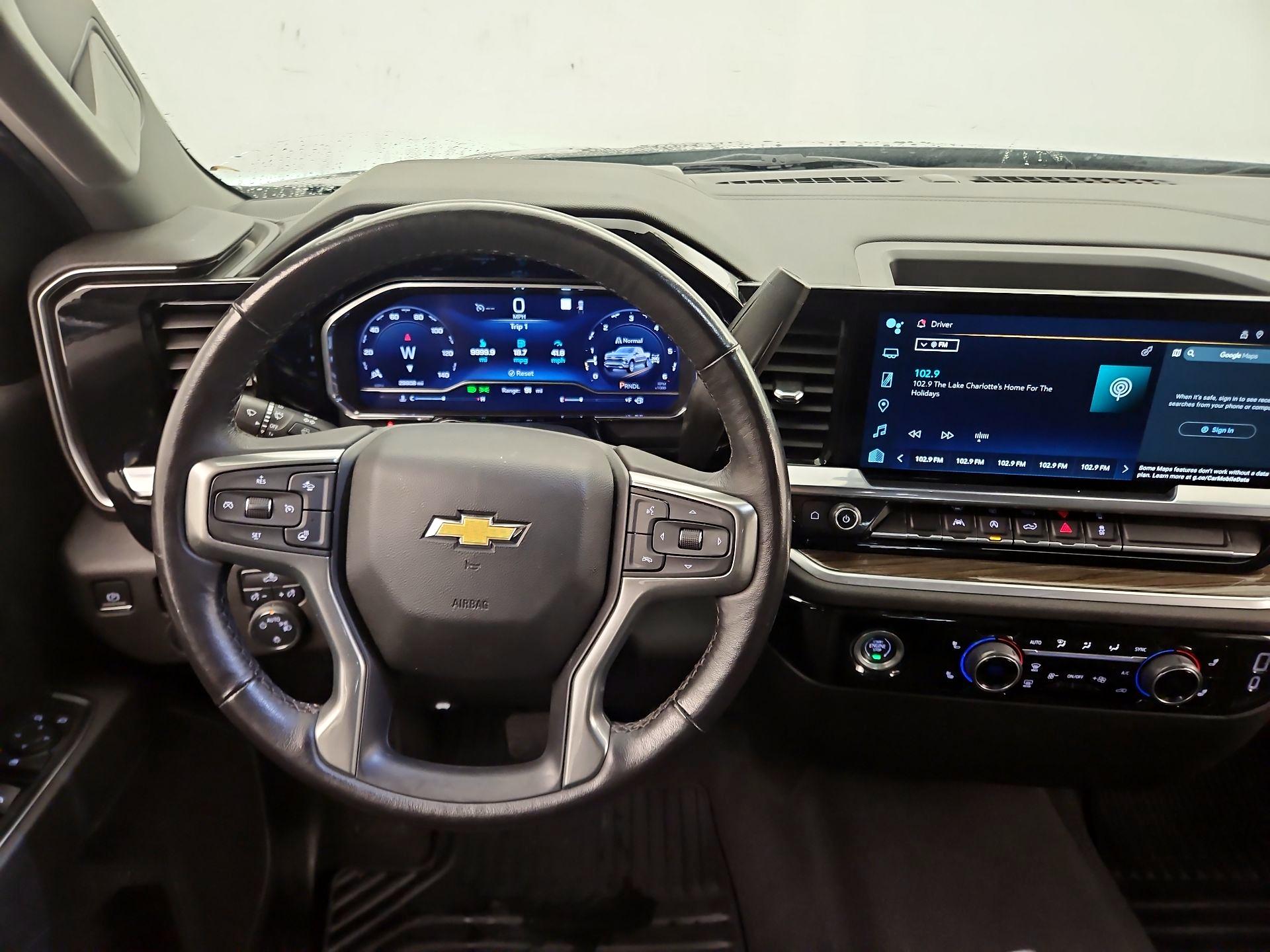 Thumbnail: 2022 Chevrolet Silverado 1500 - 10