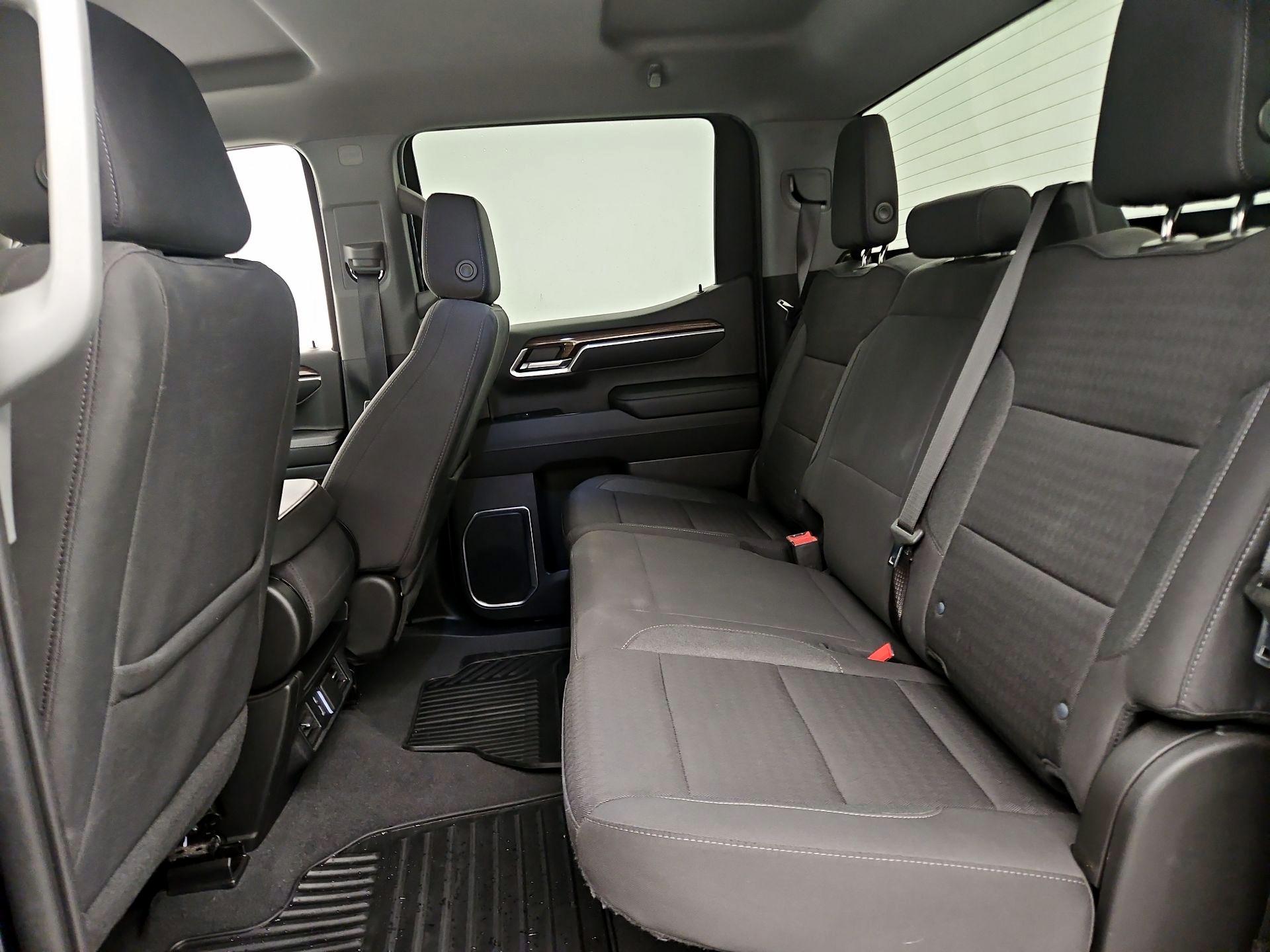 Thumbnail: 2022 Chevrolet Silverado 1500 - 19