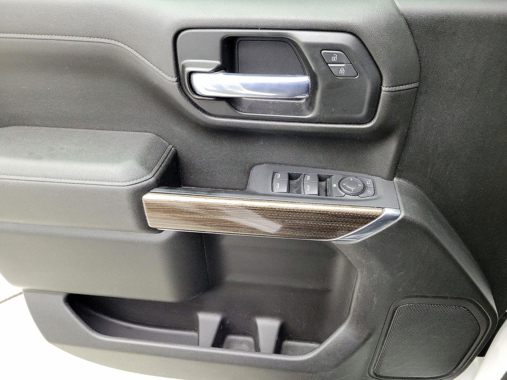 Thumbnail: 2021 Chevrolet Silverado 1500 - 12