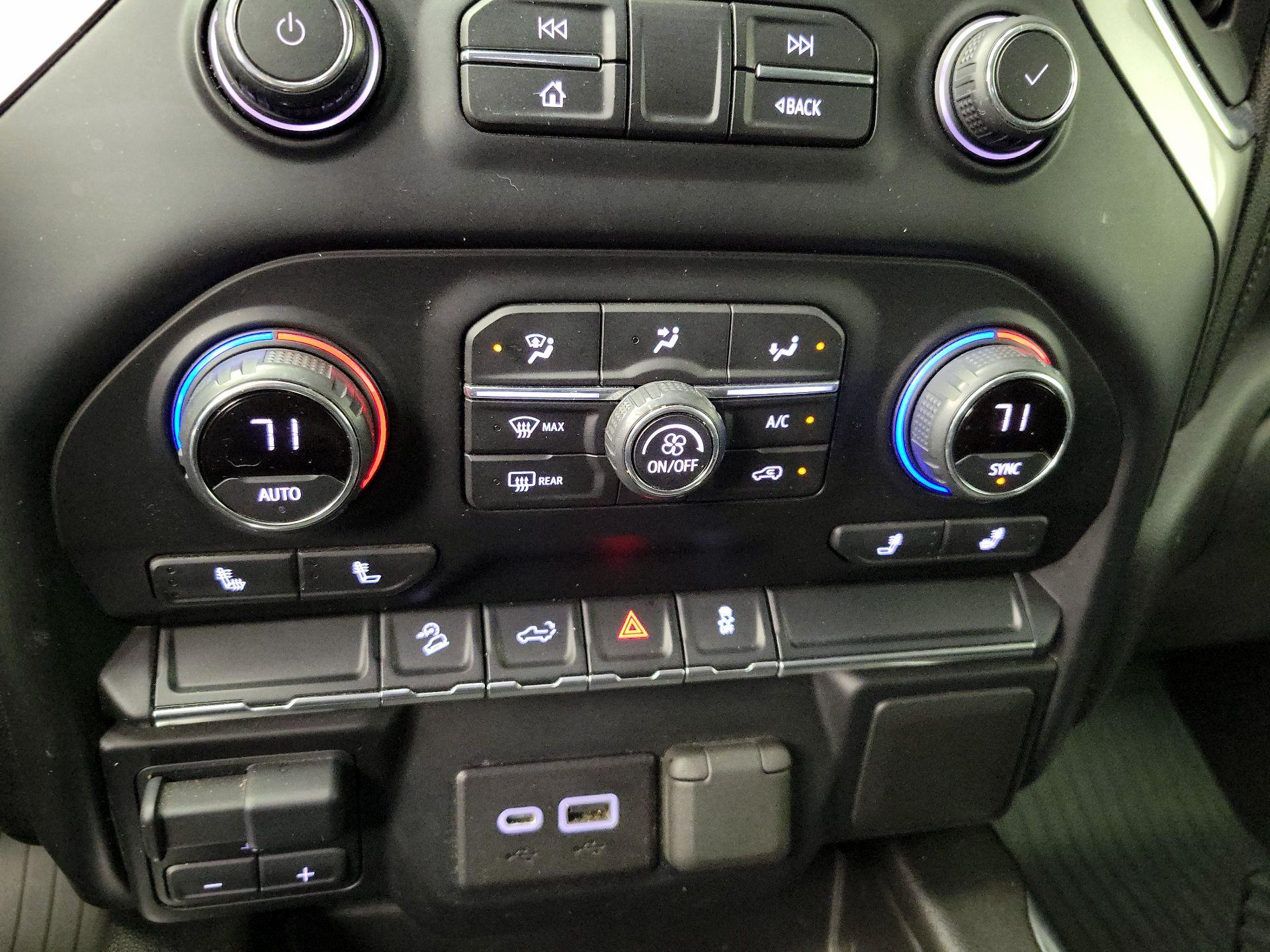 Thumbnail: 2021 Chevrolet Silverado 1500 - 16